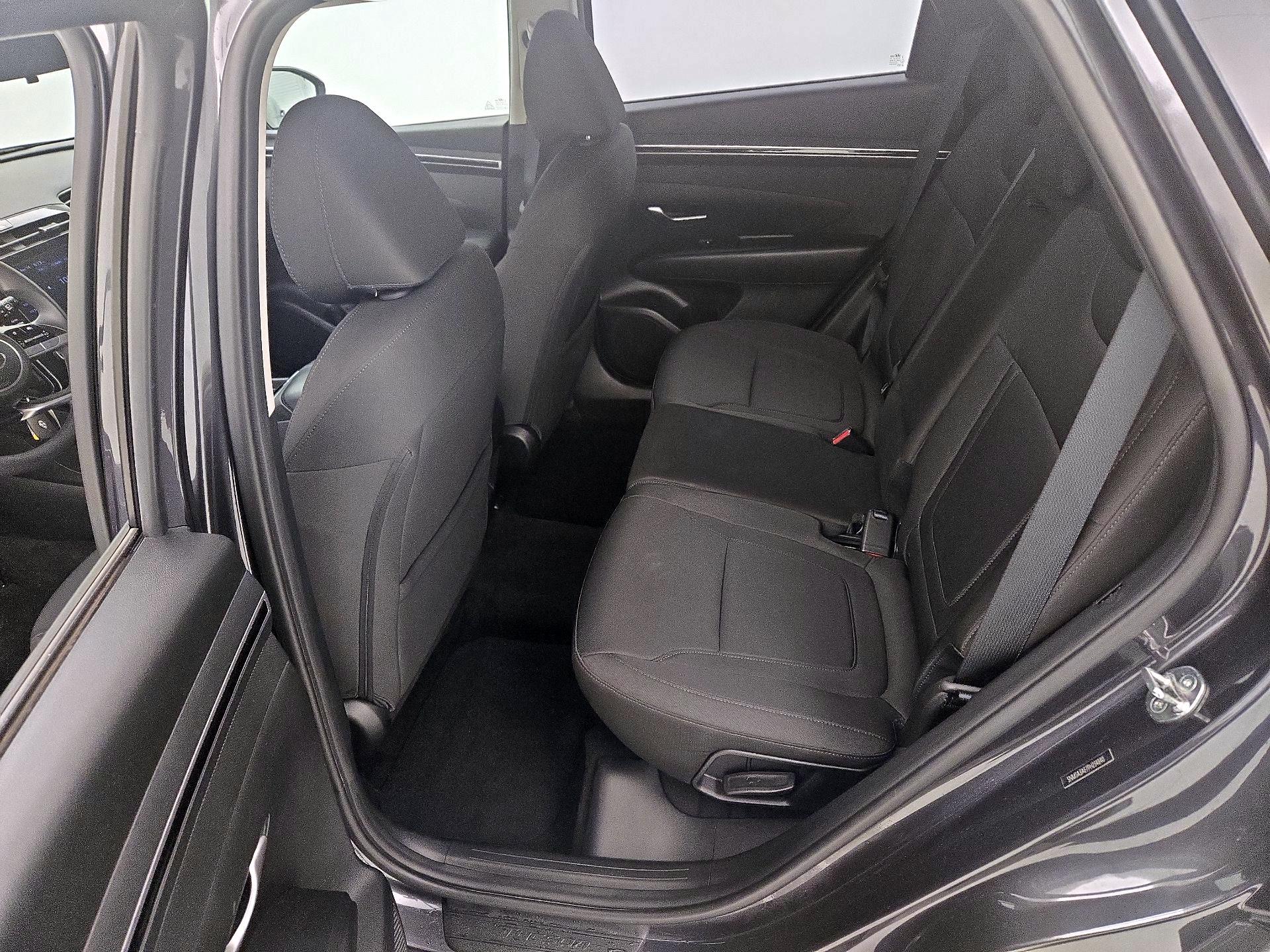 Thumbnail: 2023 Hyundai Tucson - 19