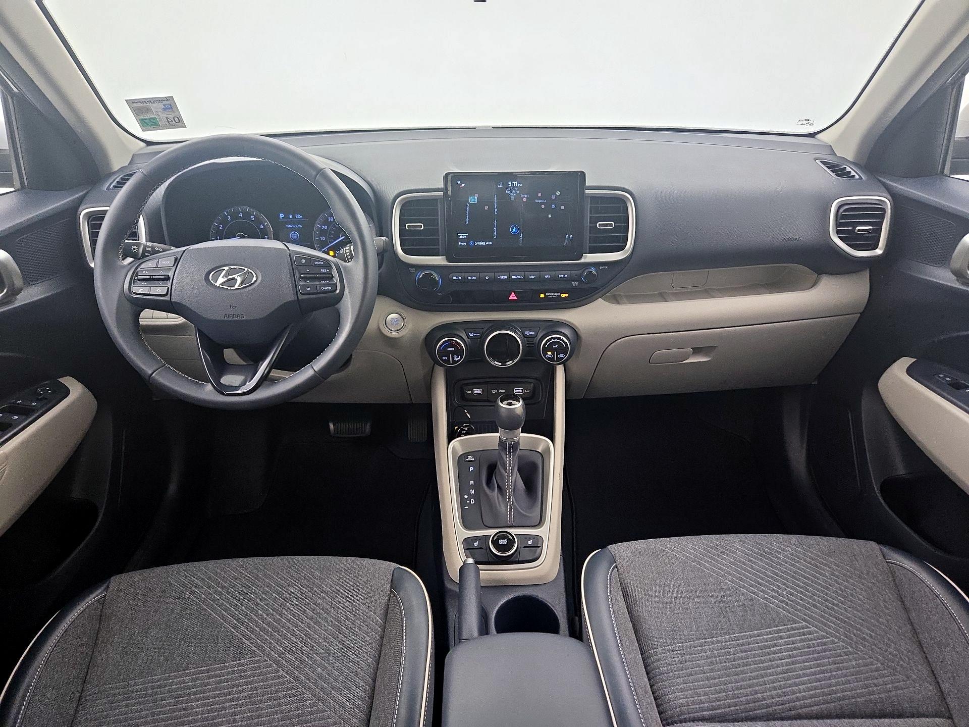 Thumbnail: 2022 Hyundai Venue - 9