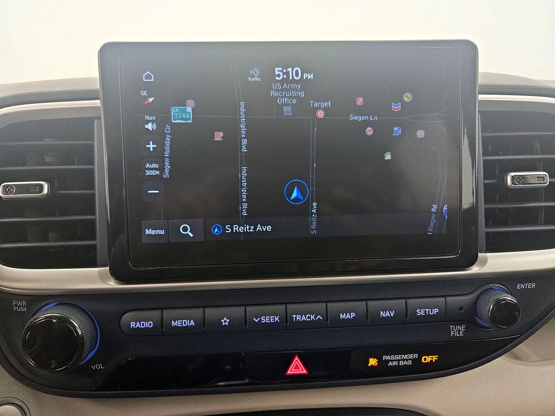 Thumbnail: 2022 Hyundai Venue - 14