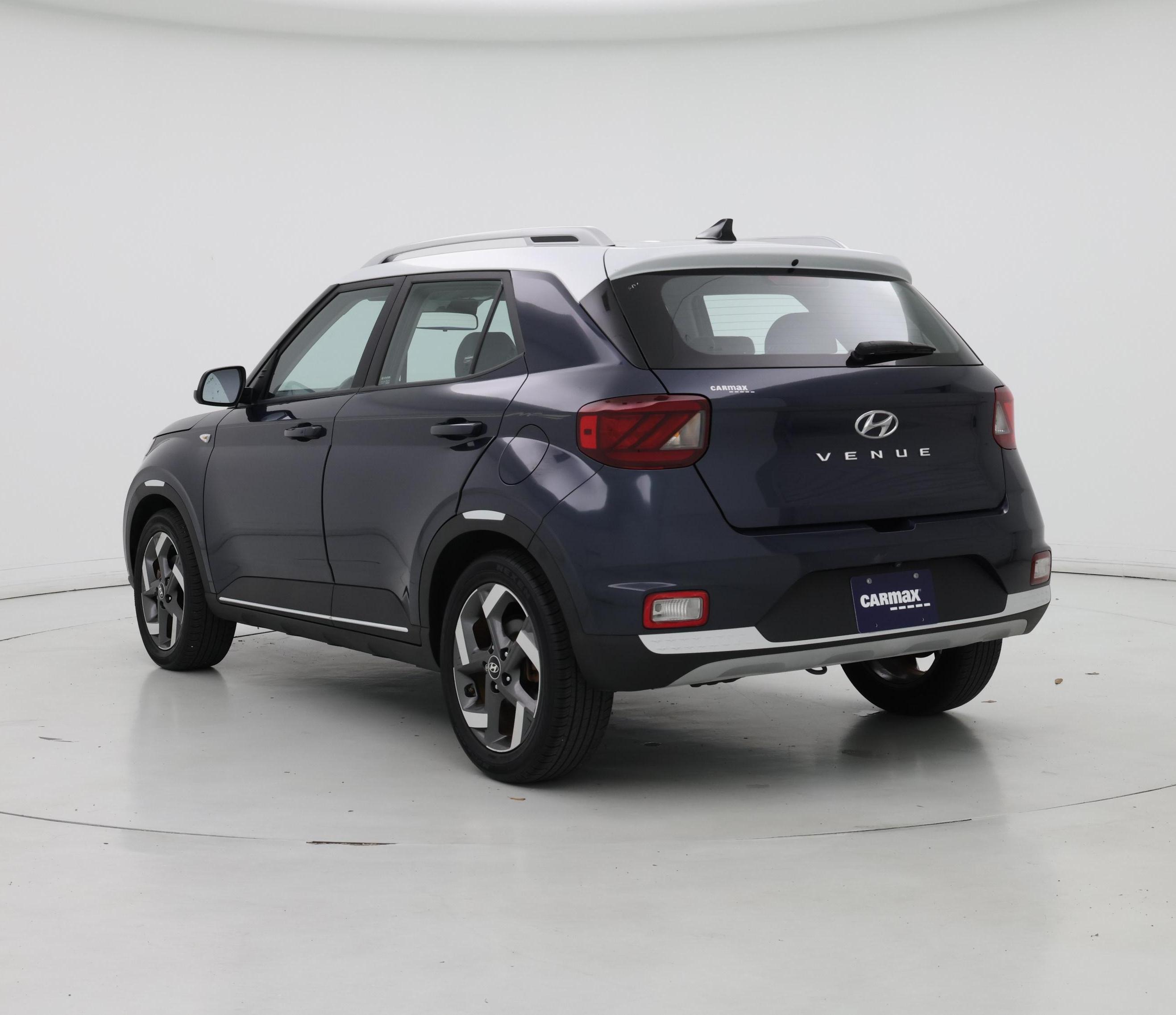 Thumbnail: 2022 Hyundai Venue - 2