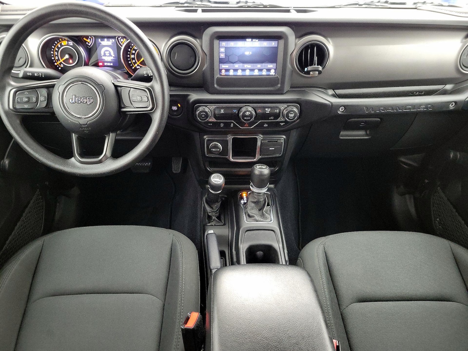 Apple CarPlay® & Android Auto™