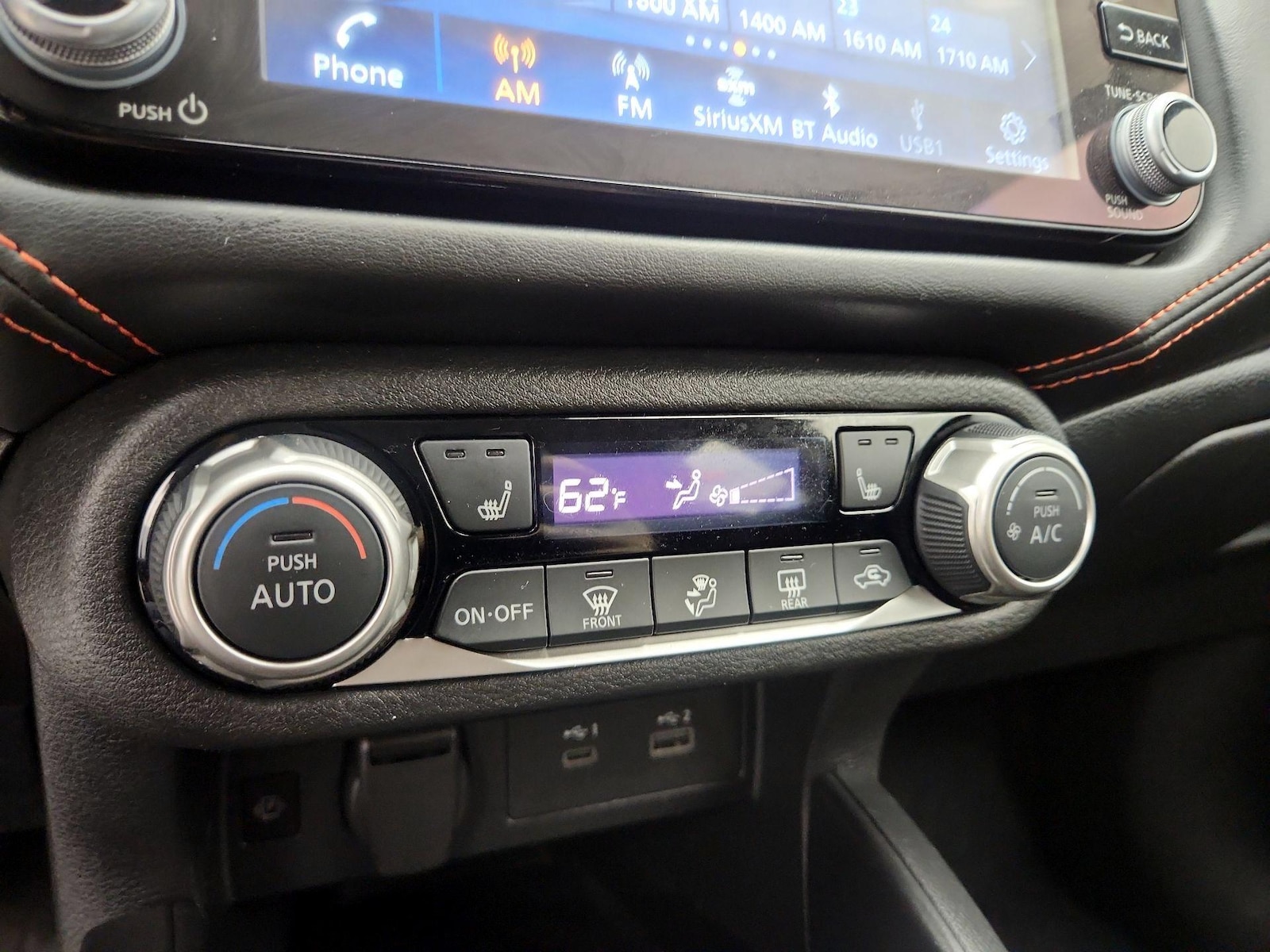 2024 Nissan Versa Sedan SR - Photo 16