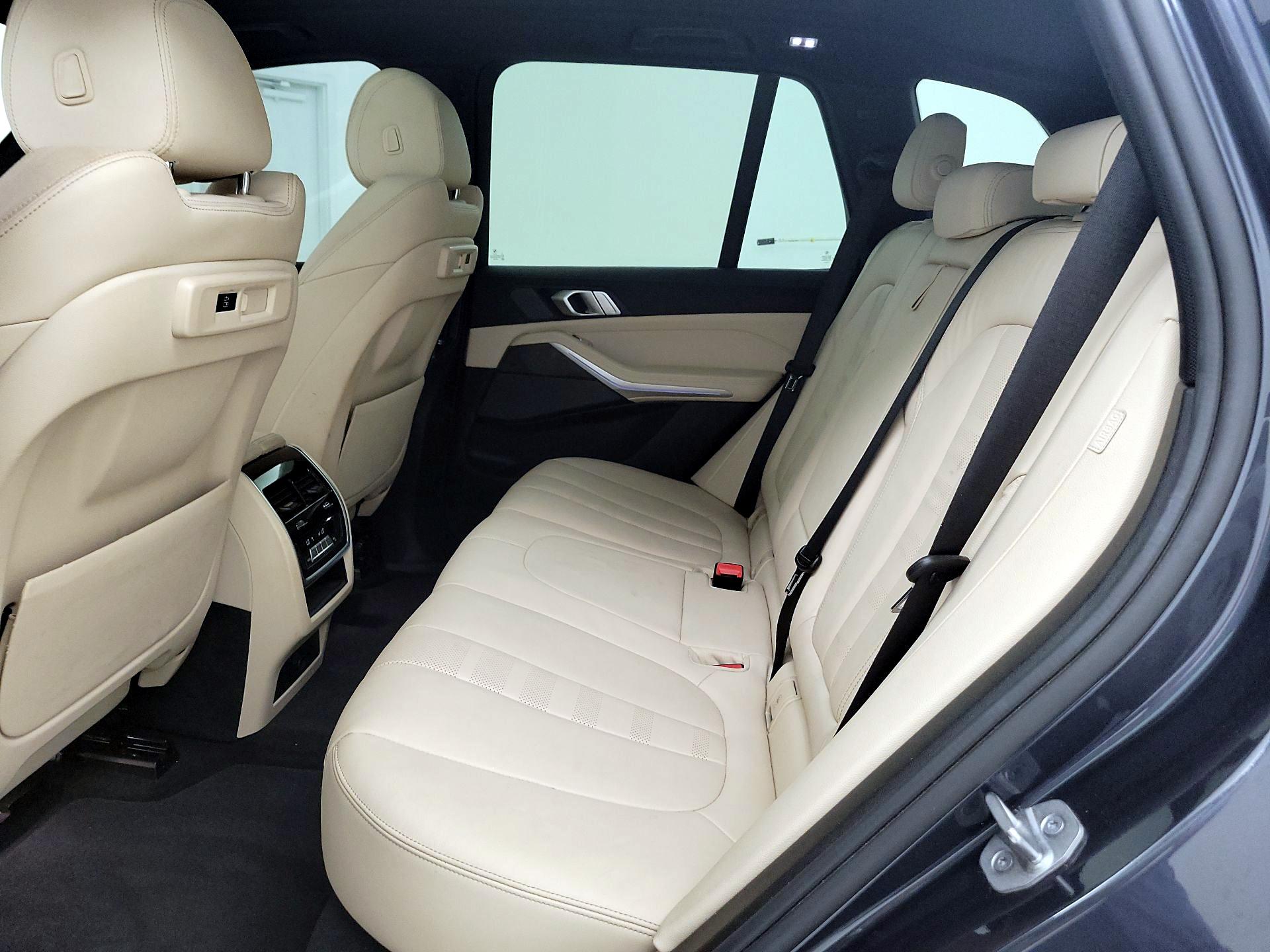 Thumbnail: 2021 BMW X5 - 19