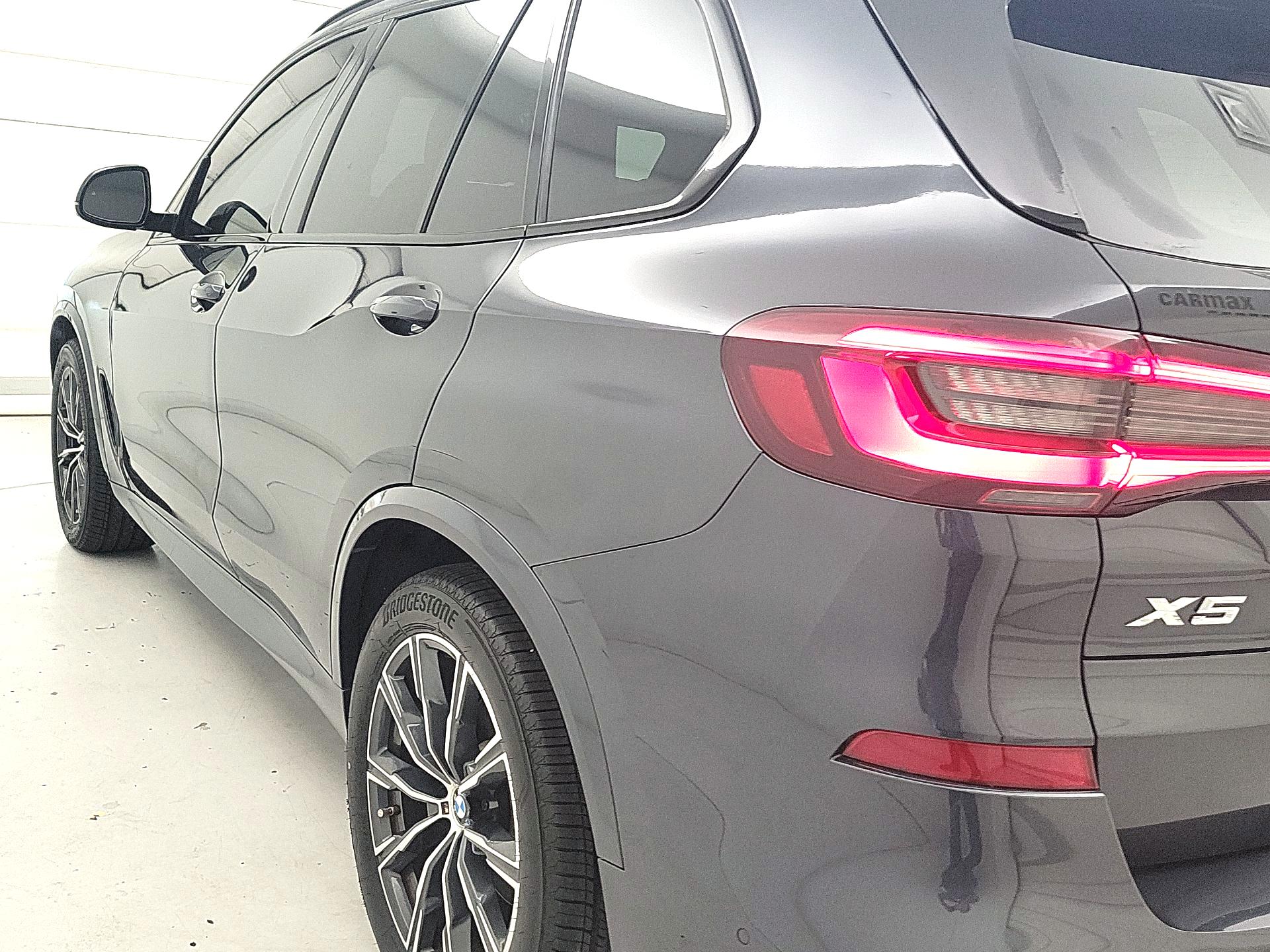 Thumbnail: 2021 BMW X5 - 7