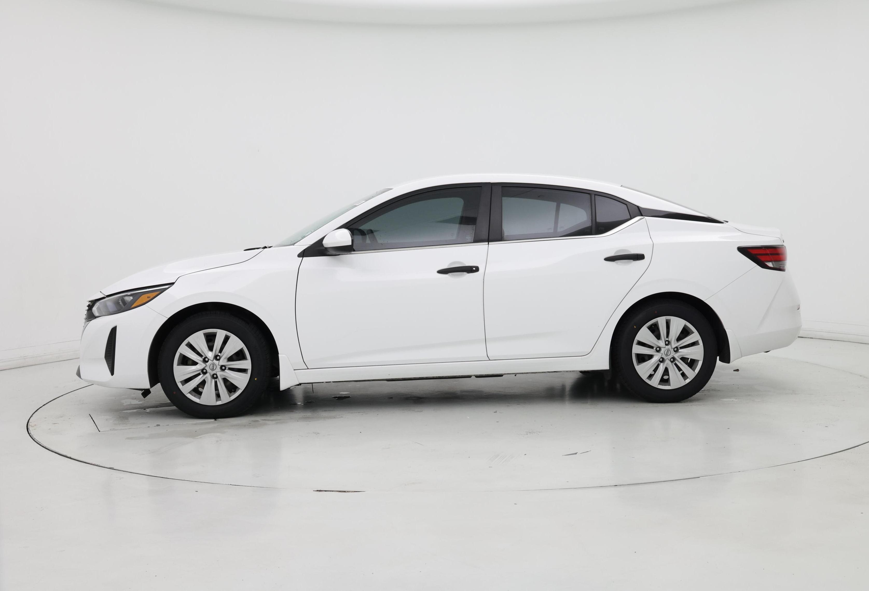 Thumbnail: 2024 Nissan Sentra - 3