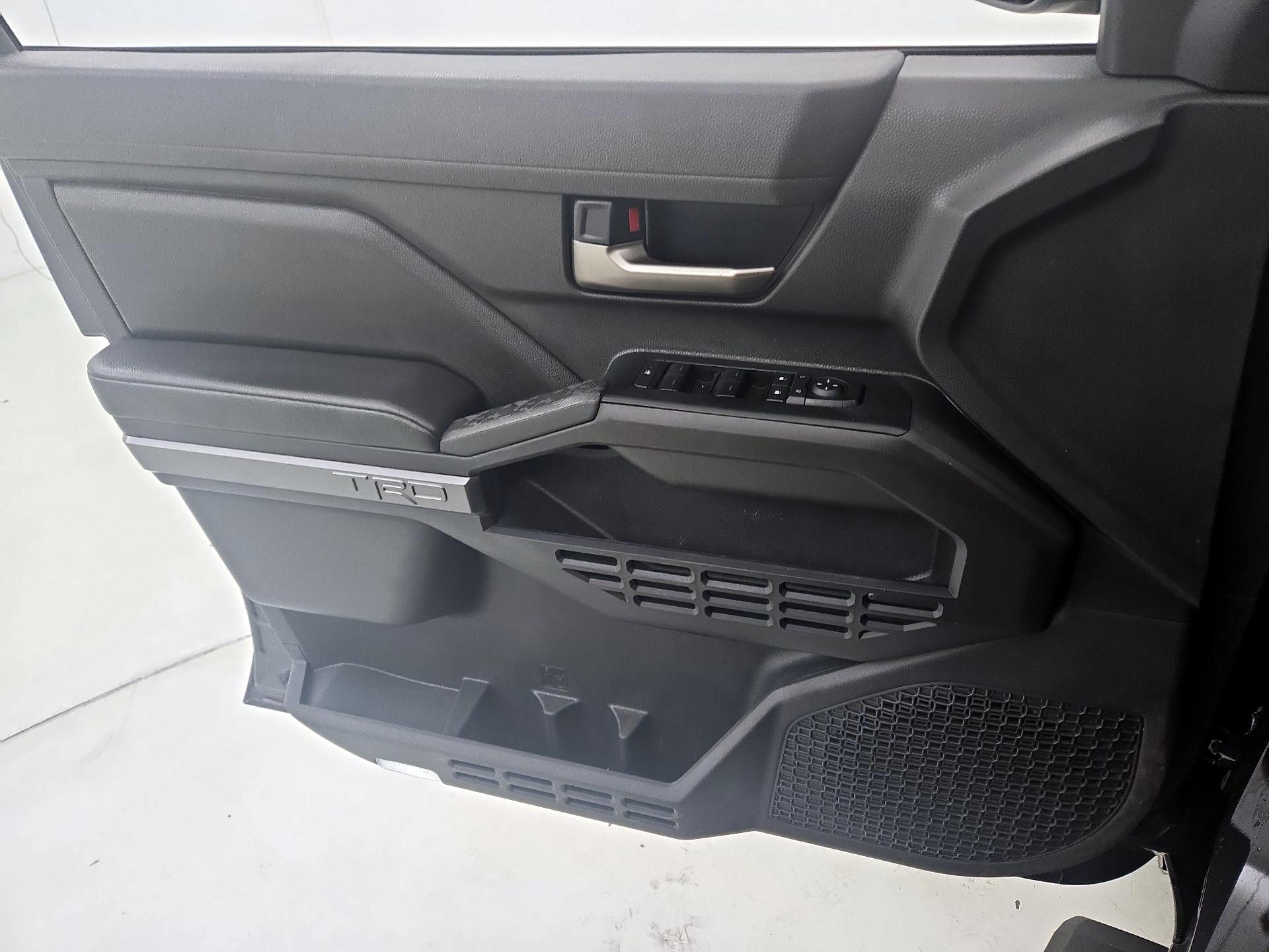 Thumbnail: 2025 Toyota Tacoma - 12