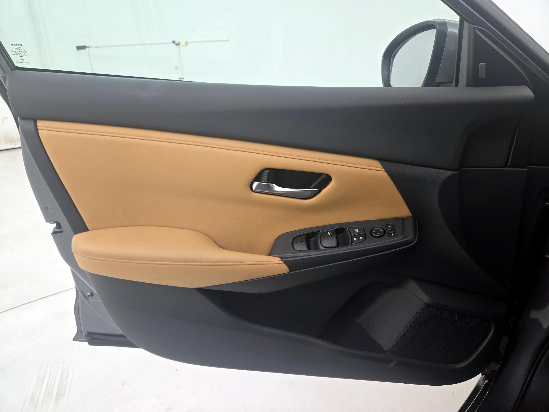 Thumbnail: 2023 Nissan Sentra - 12