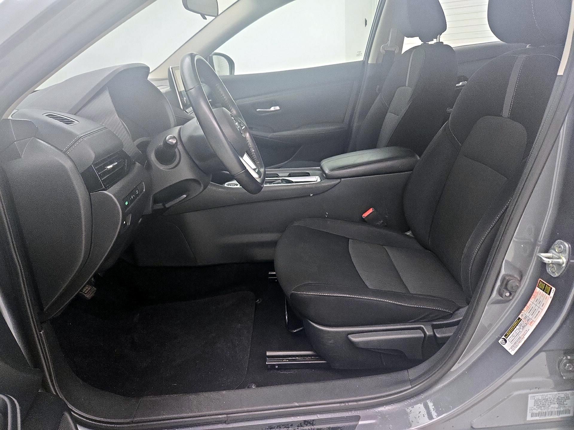 Thumbnail: 2021 Nissan Sentra - 11