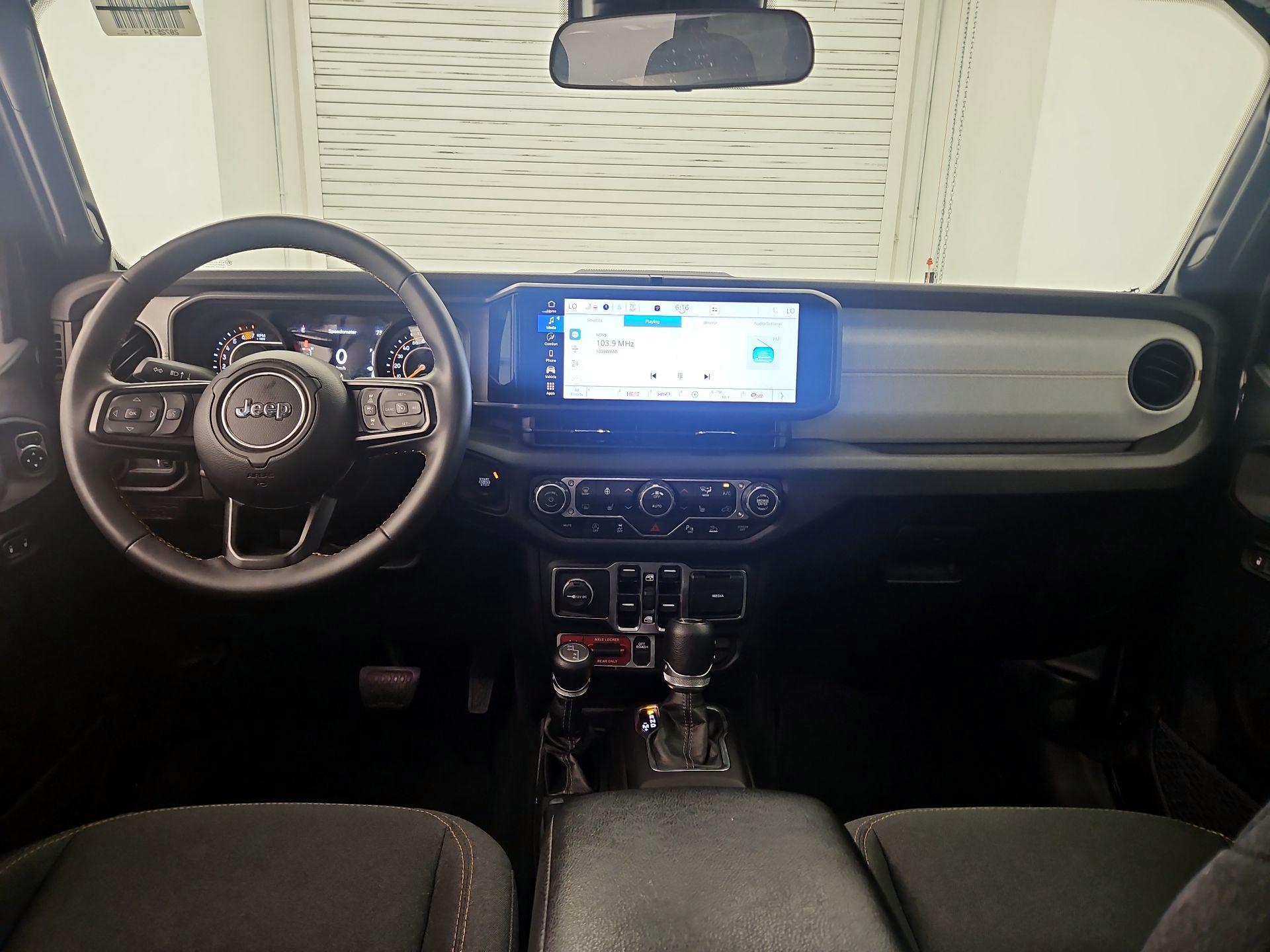 Thumbnail: 2024 Jeep Wrangler - 9