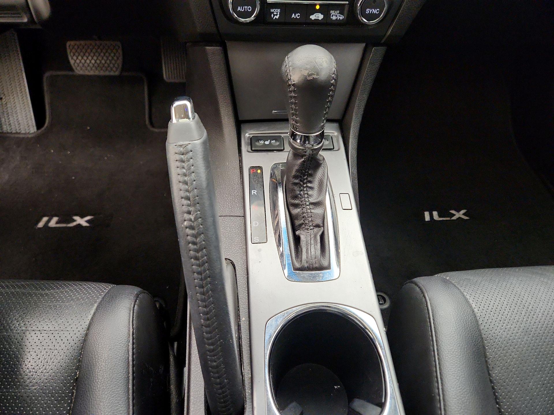 Thumbnail: 2014 Acura ILX - 16