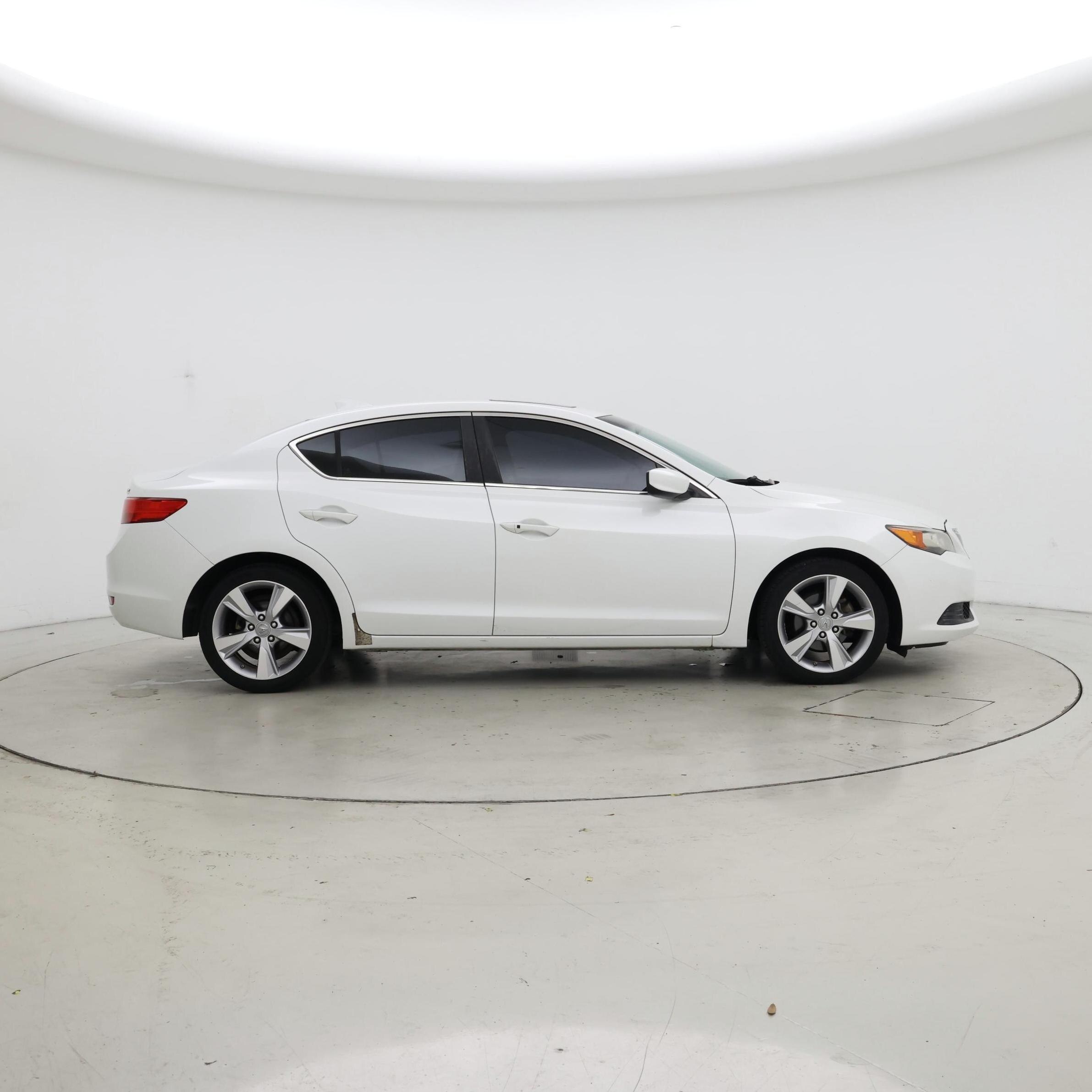 Thumbnail: 2014 Acura ILX - 7