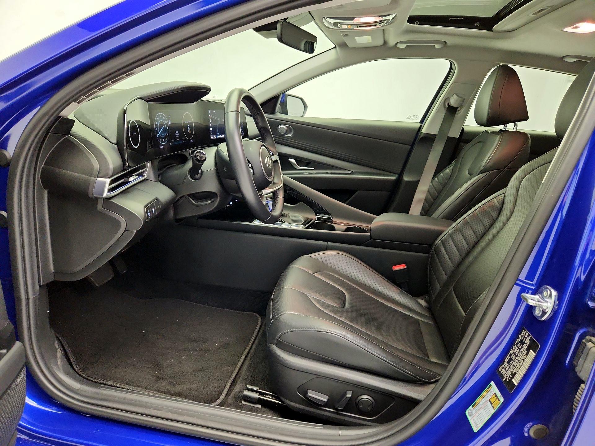 Thumbnail: 2025 Hyundai Elantra - 11