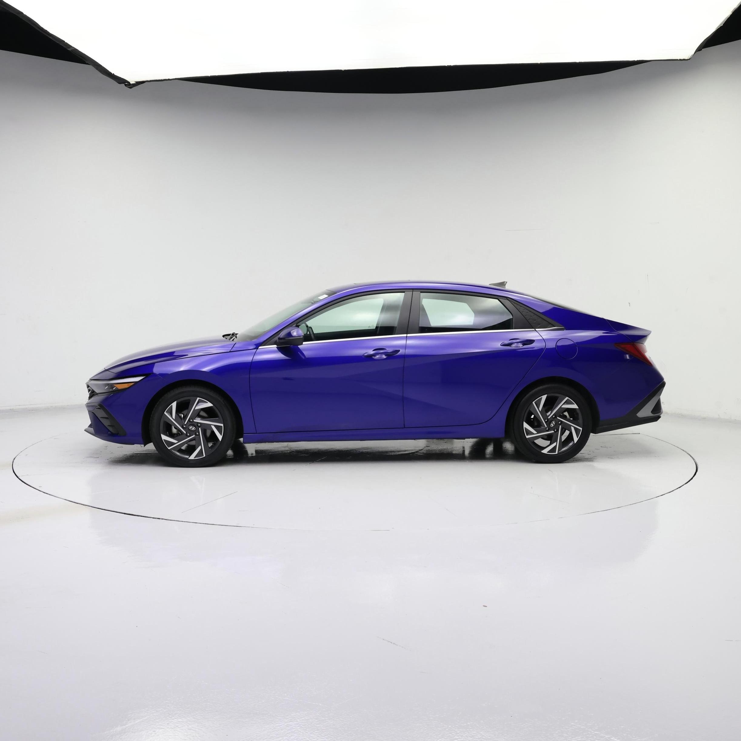 Thumbnail: 2025 Hyundai Elantra - 3