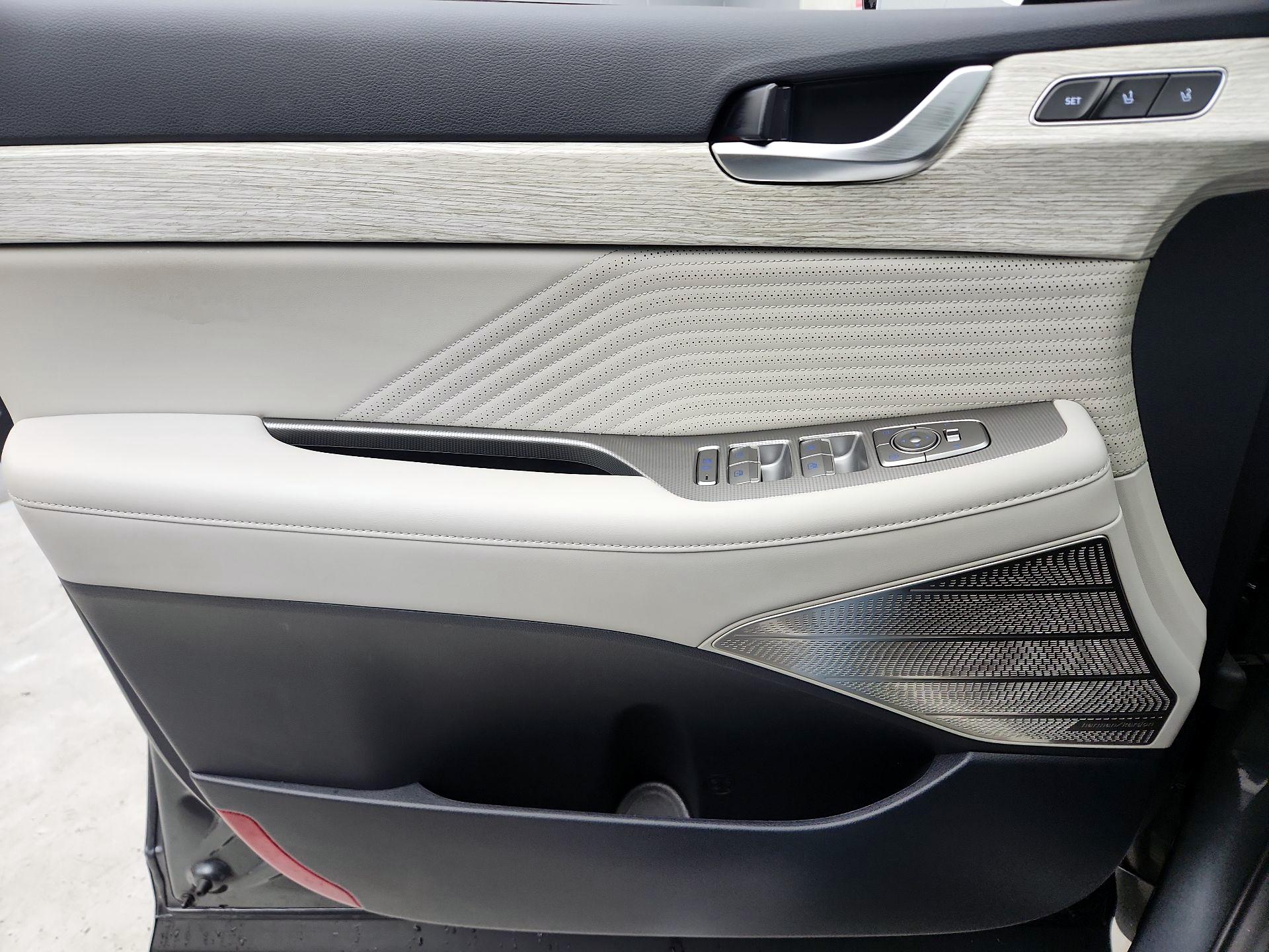 Thumbnail: 2025 Hyundai Palisade - 12