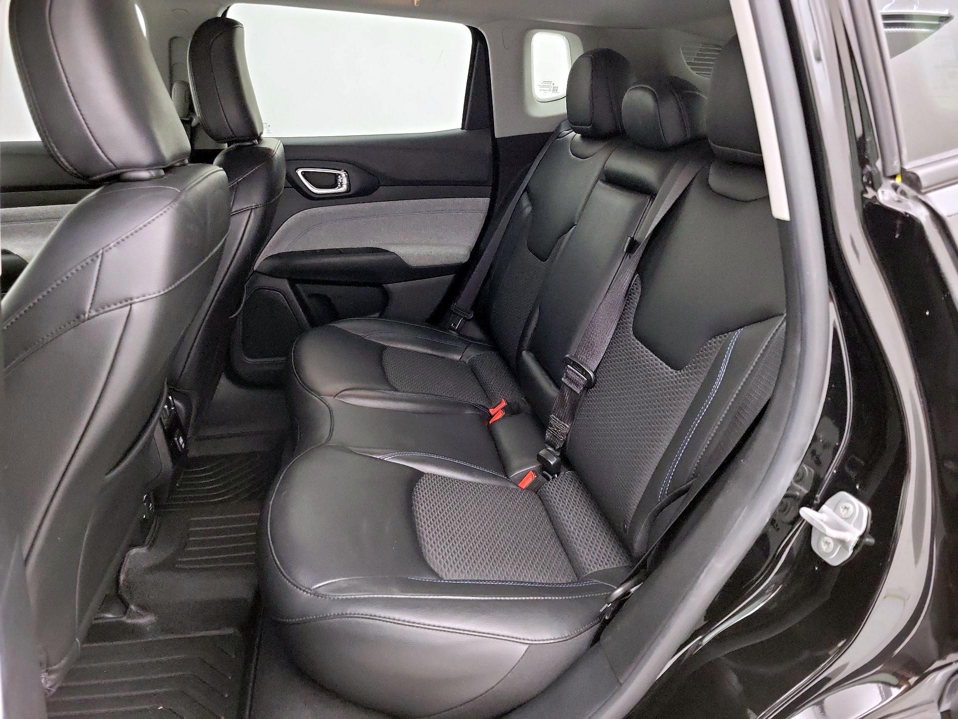 Thumbnail: 2022 Jeep Compass - 18