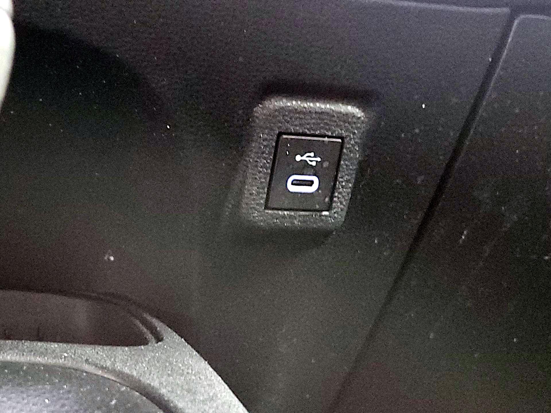 Thumbnail: 2023 Toyota Corolla - 18