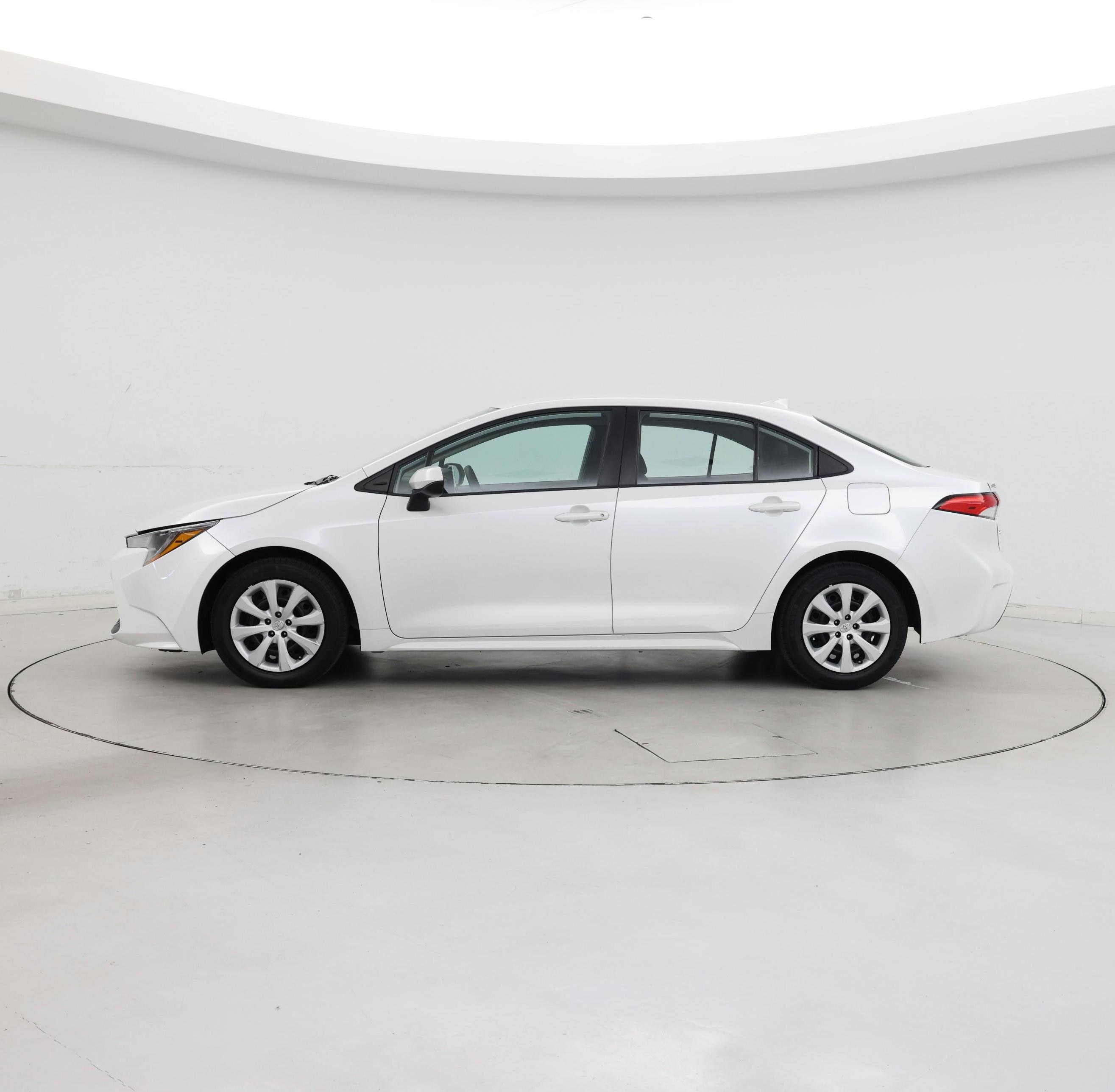 Thumbnail: 2022 Toyota Corolla - 3