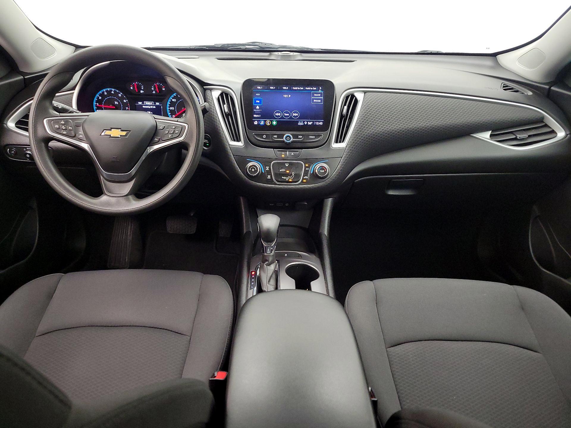 Thumbnail: 2023 Chevrolet Malibu - 9