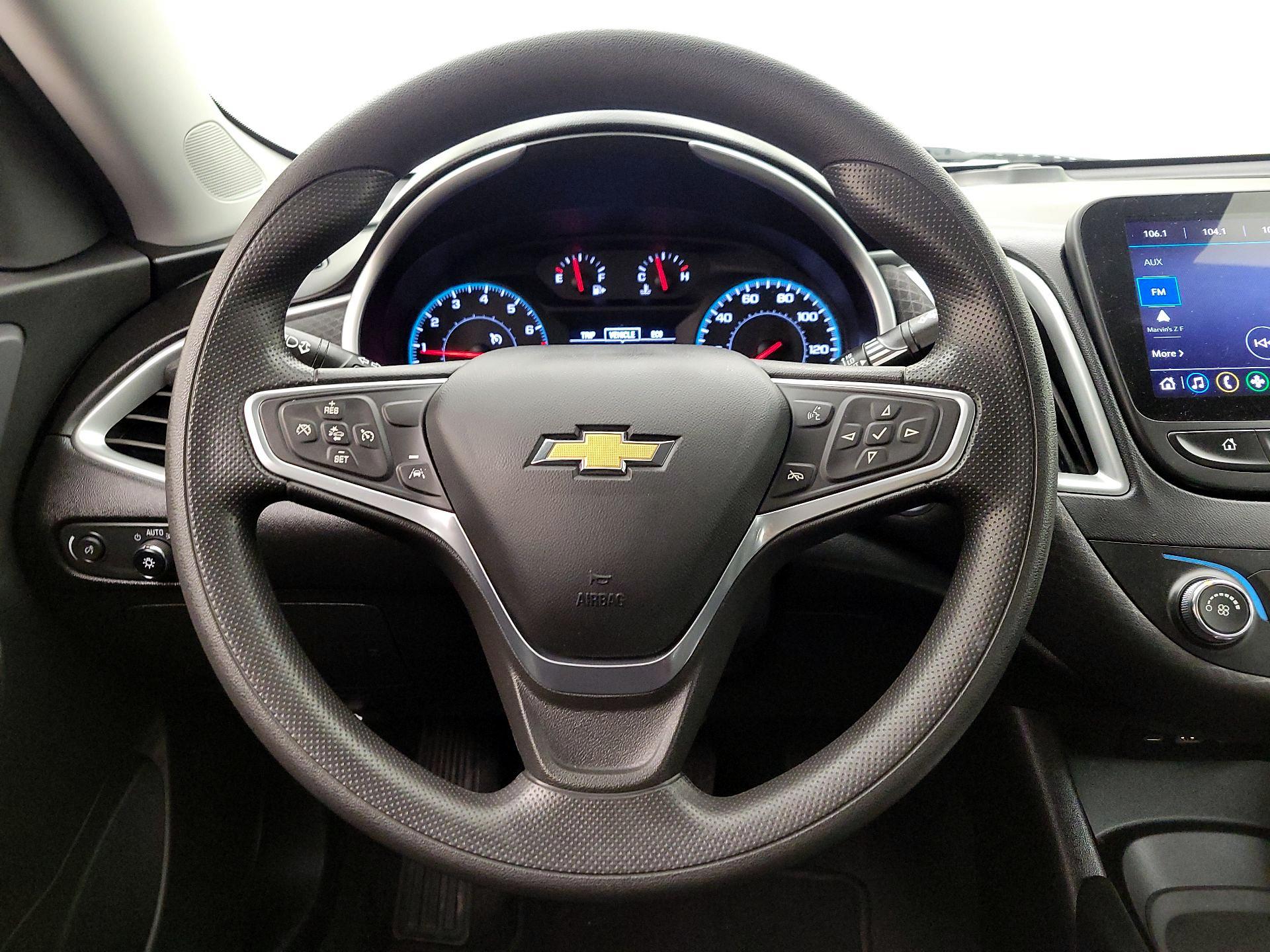 Thumbnail: 2023 Chevrolet Malibu - 10