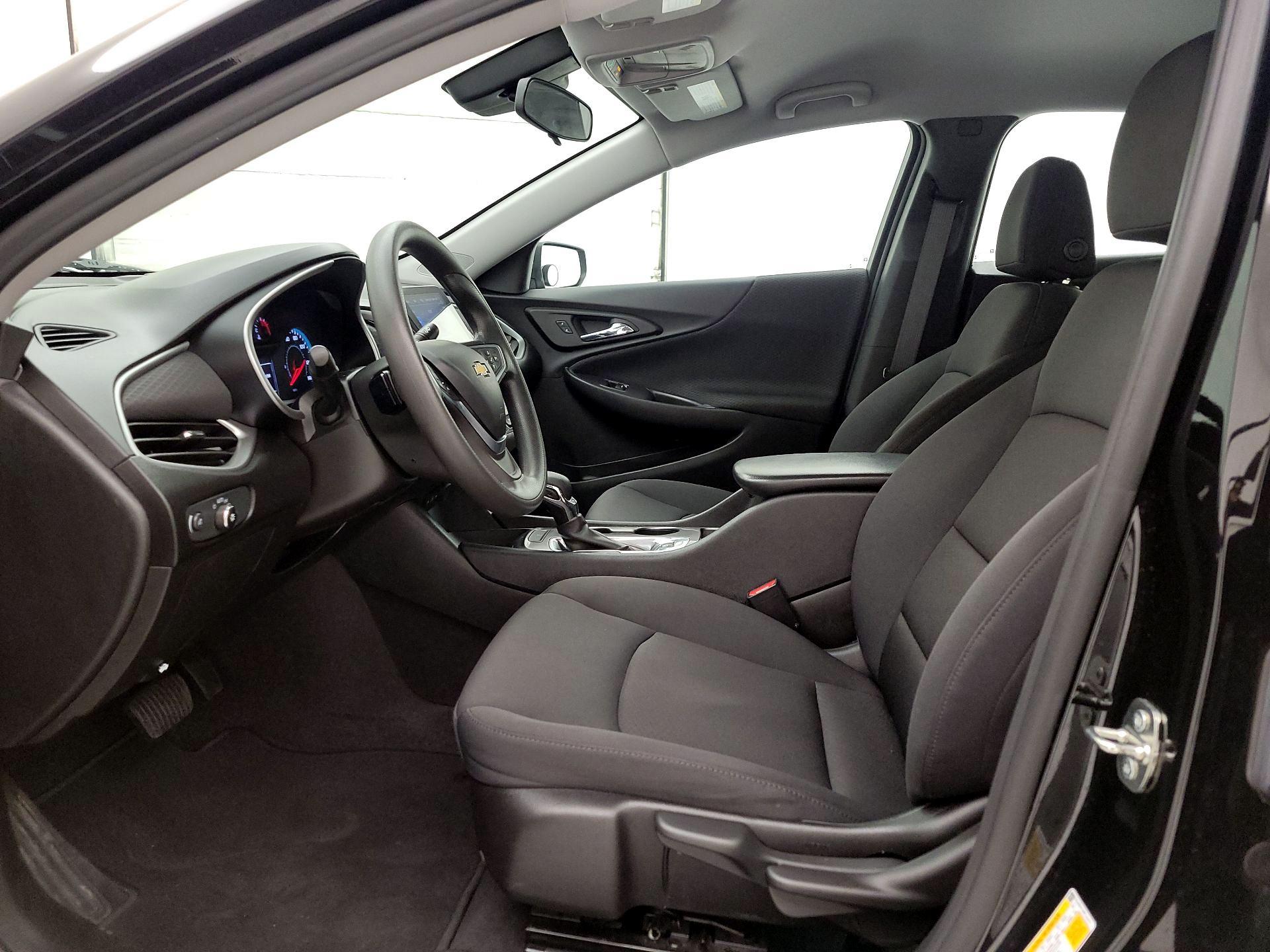 Thumbnail: 2023 Chevrolet Malibu - 11