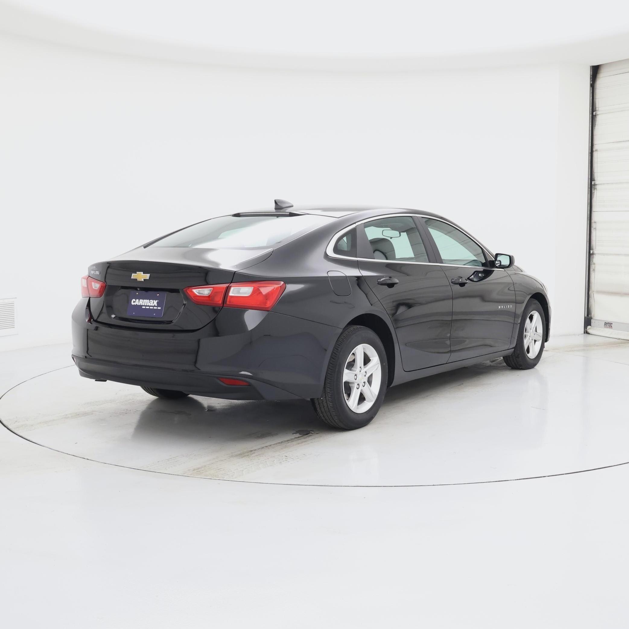 Thumbnail: 2023 Chevrolet Malibu - 8