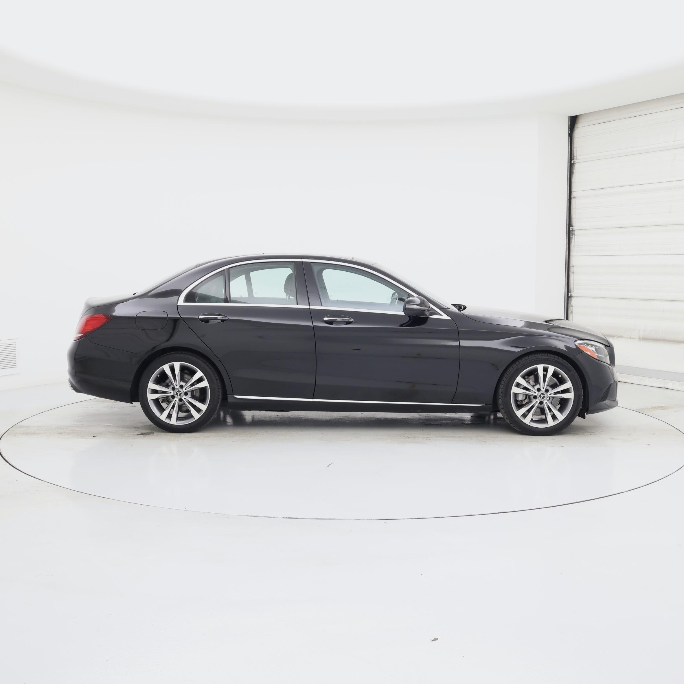 Thumbnail: 2021 Mercedes-Benz C-Class - 7