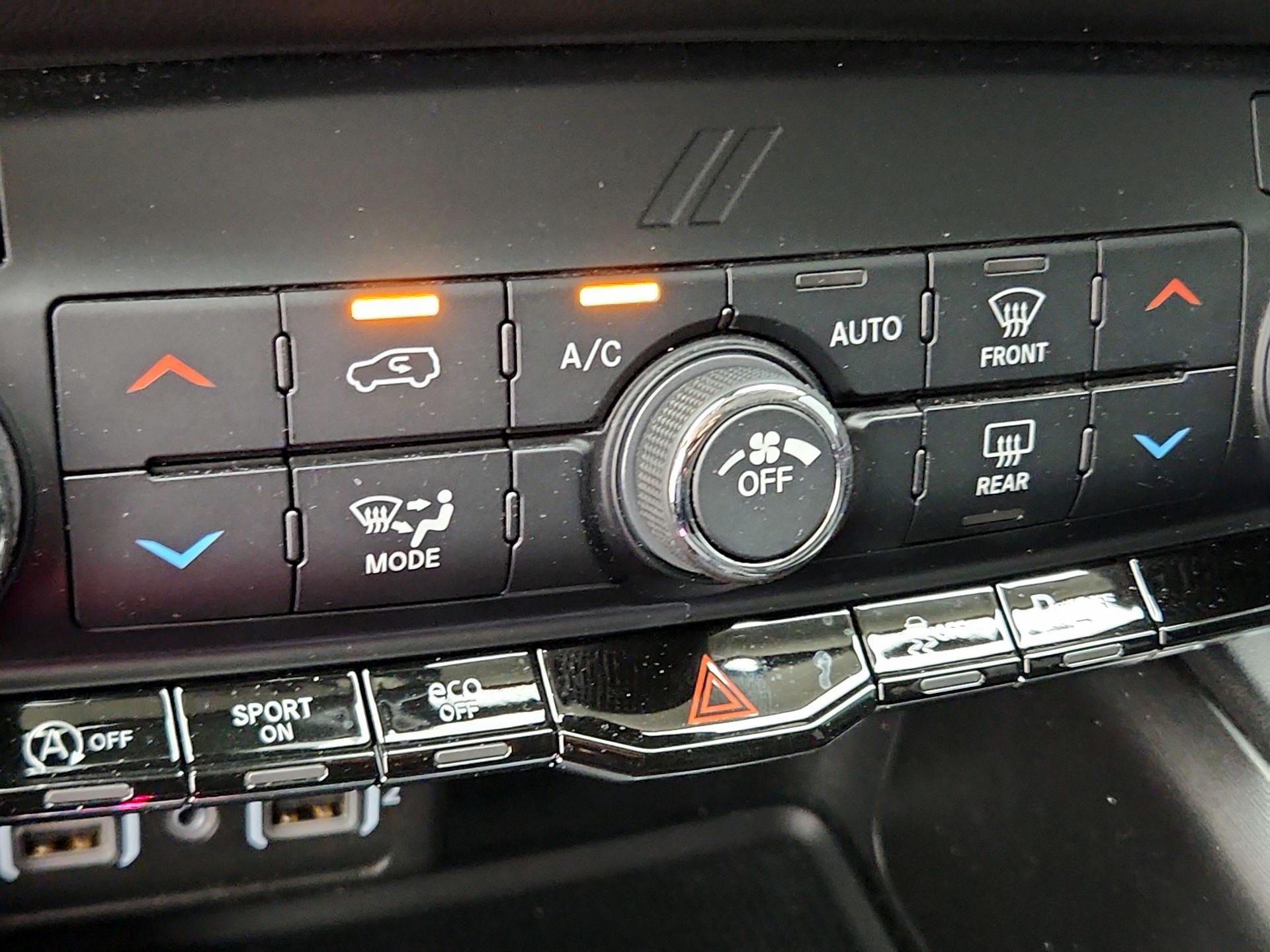 Thumbnail: 2022 Dodge Durango - 16