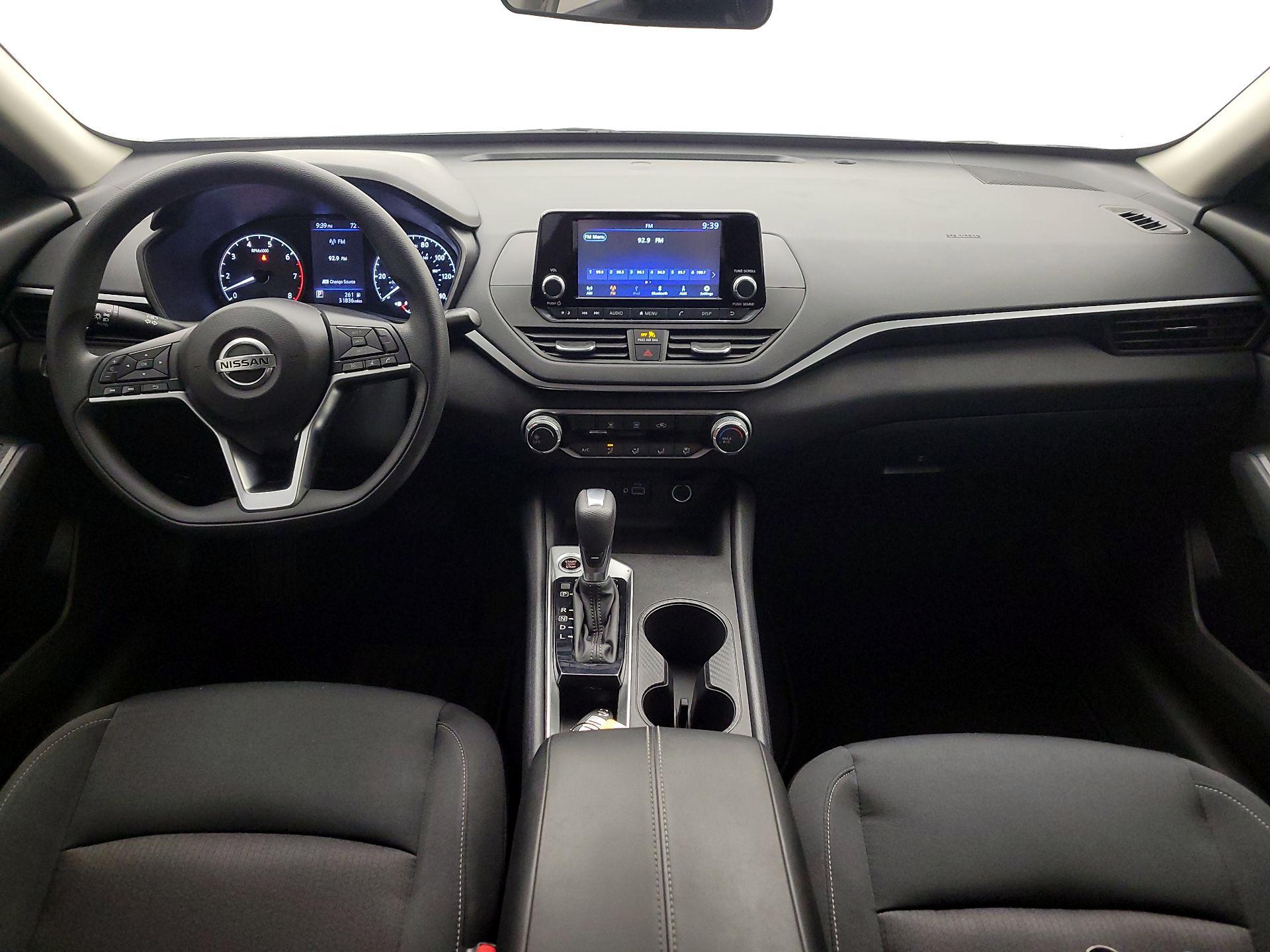 Thumbnail: 2021 Nissan Altima - 9