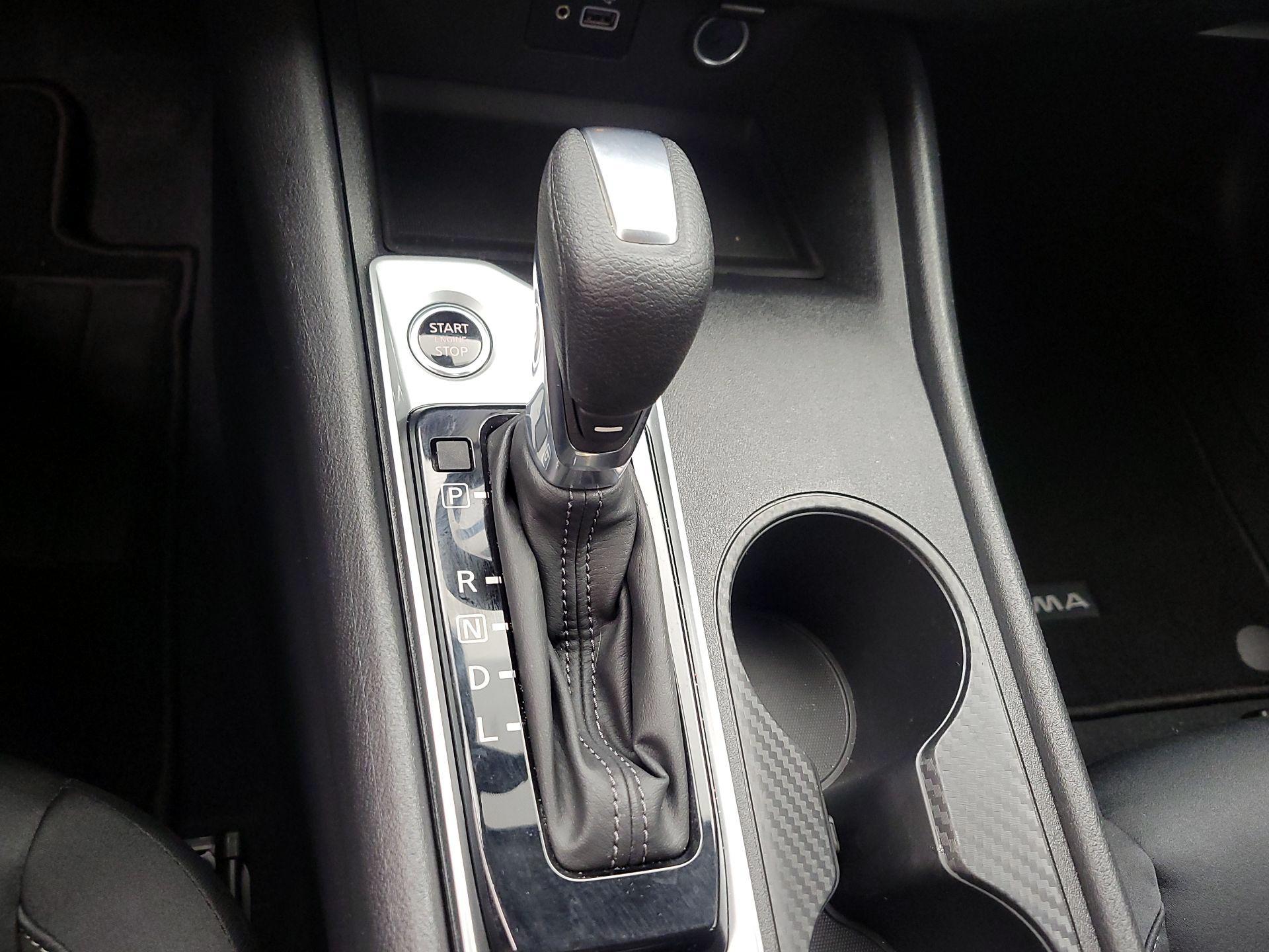 Thumbnail: 2021 Nissan Altima - 17