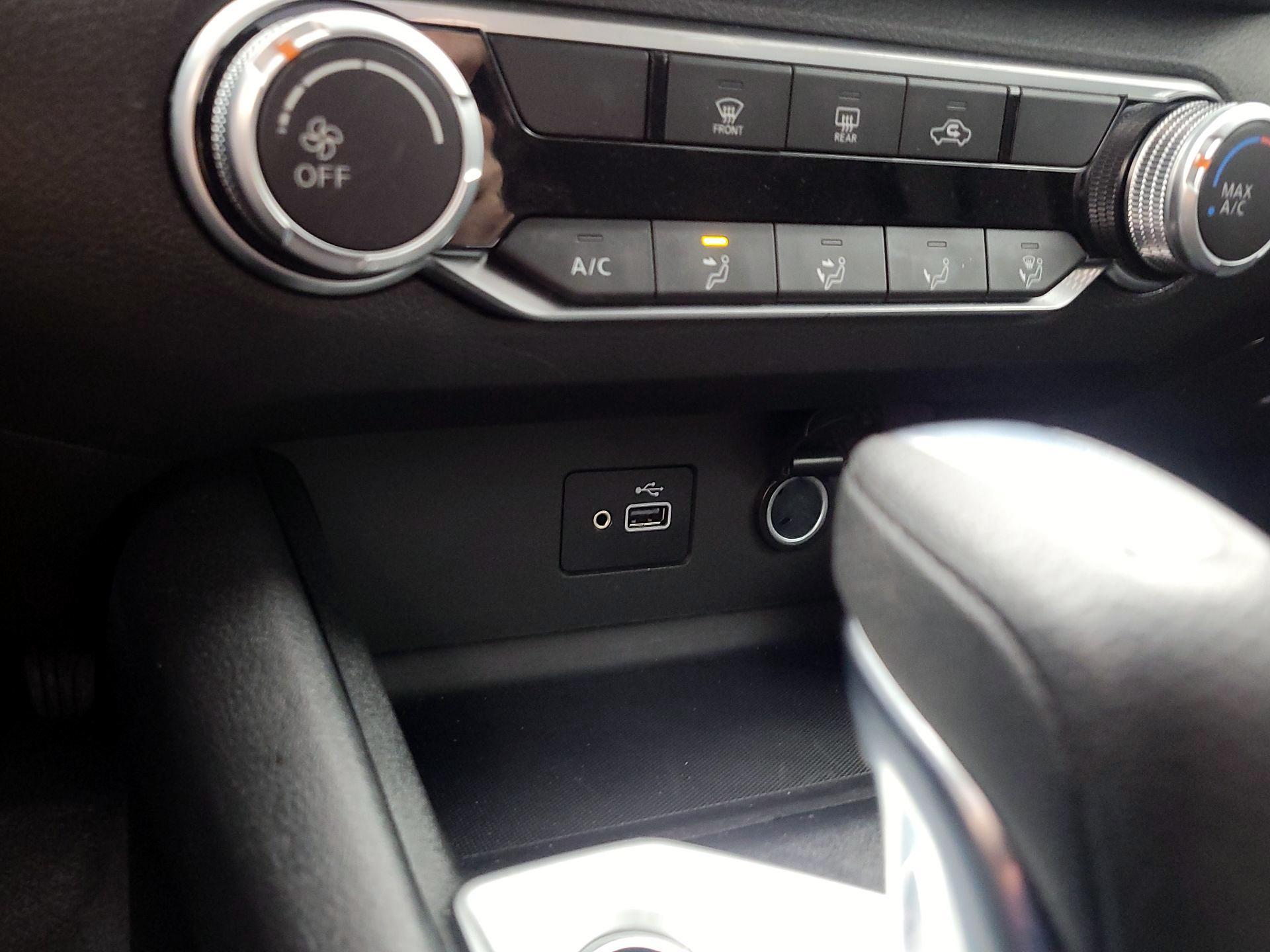 Thumbnail: 2021 Nissan Altima - 18