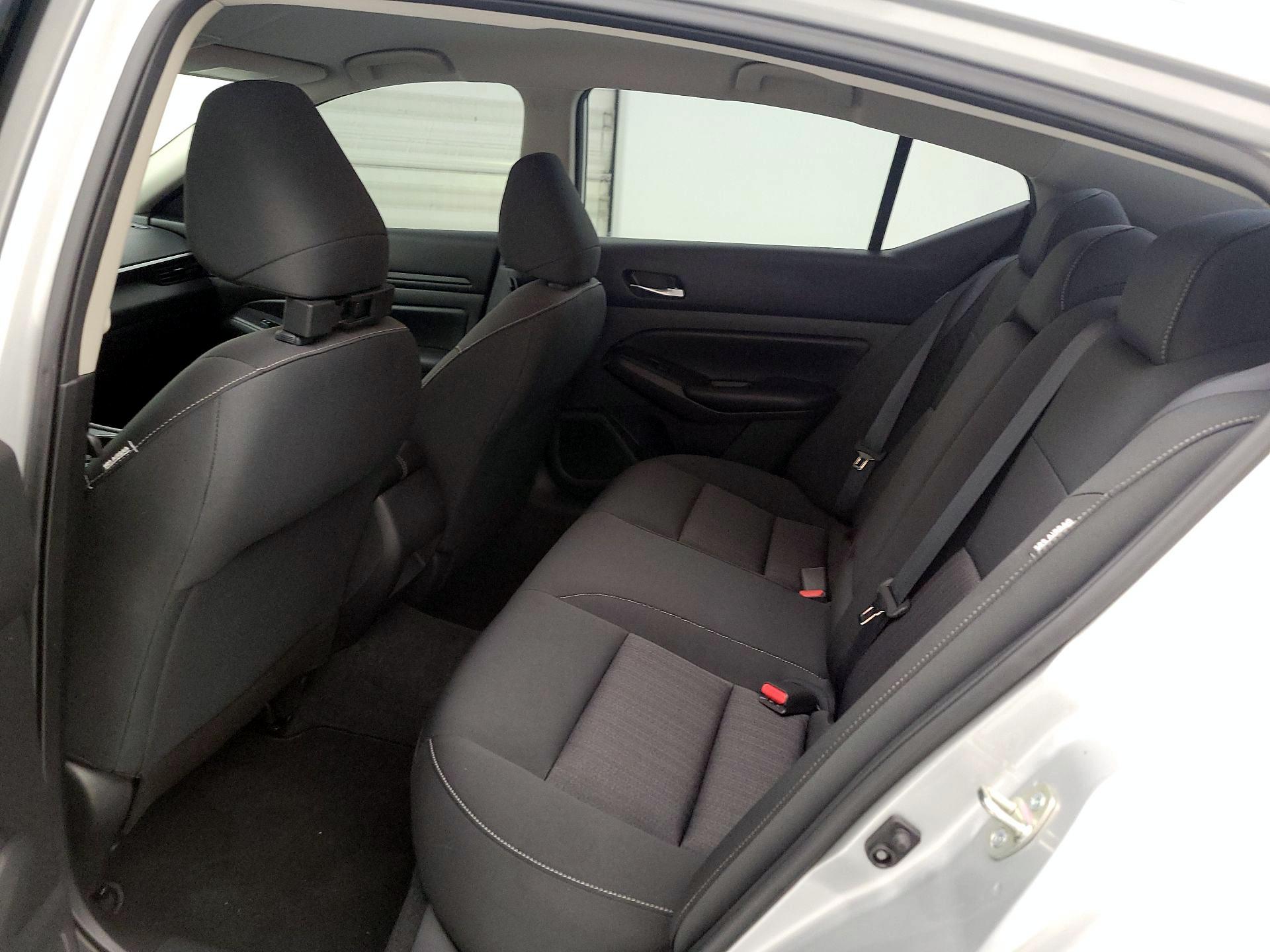 Thumbnail: 2021 Nissan Altima - 19