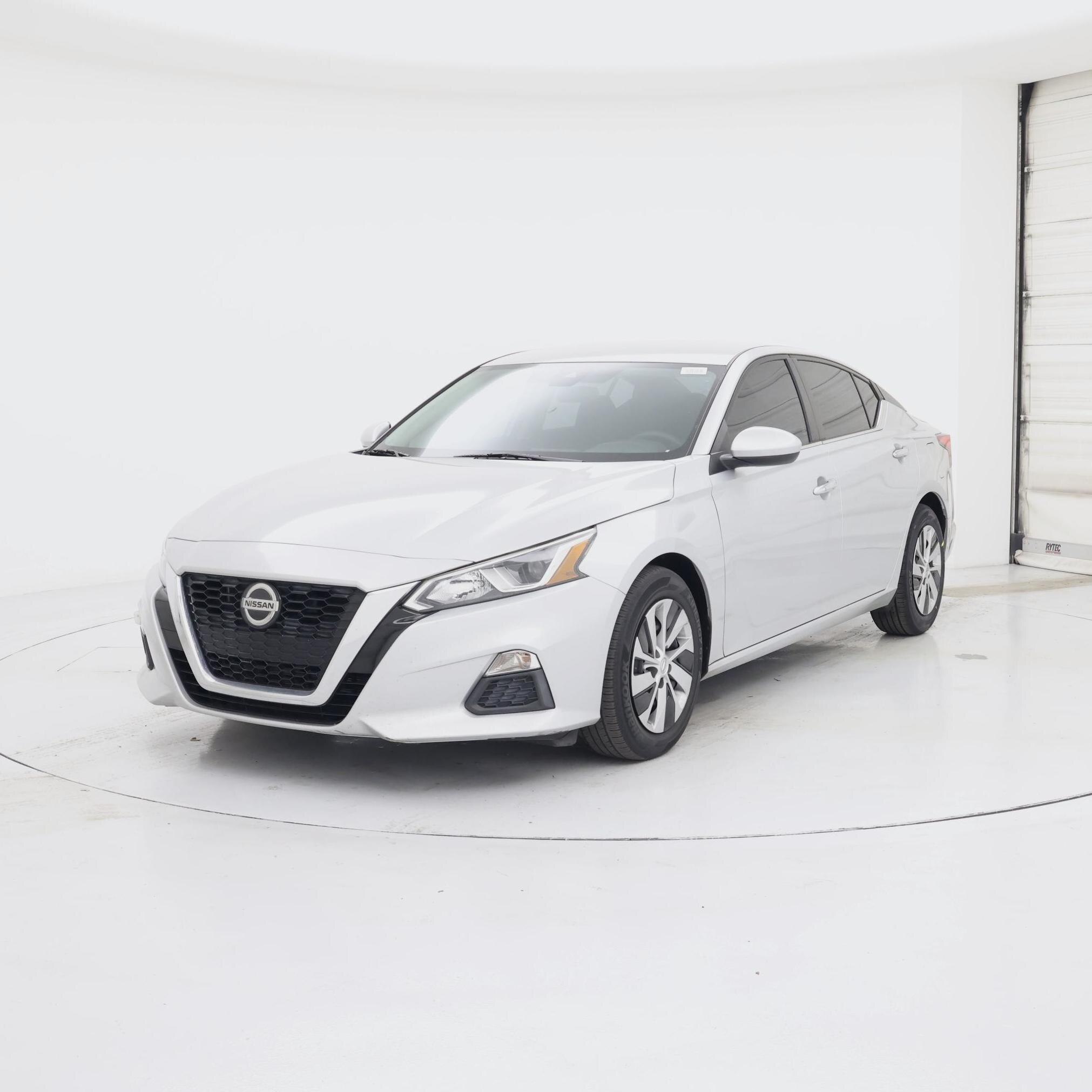 Thumbnail: 2021 Nissan Altima - 4