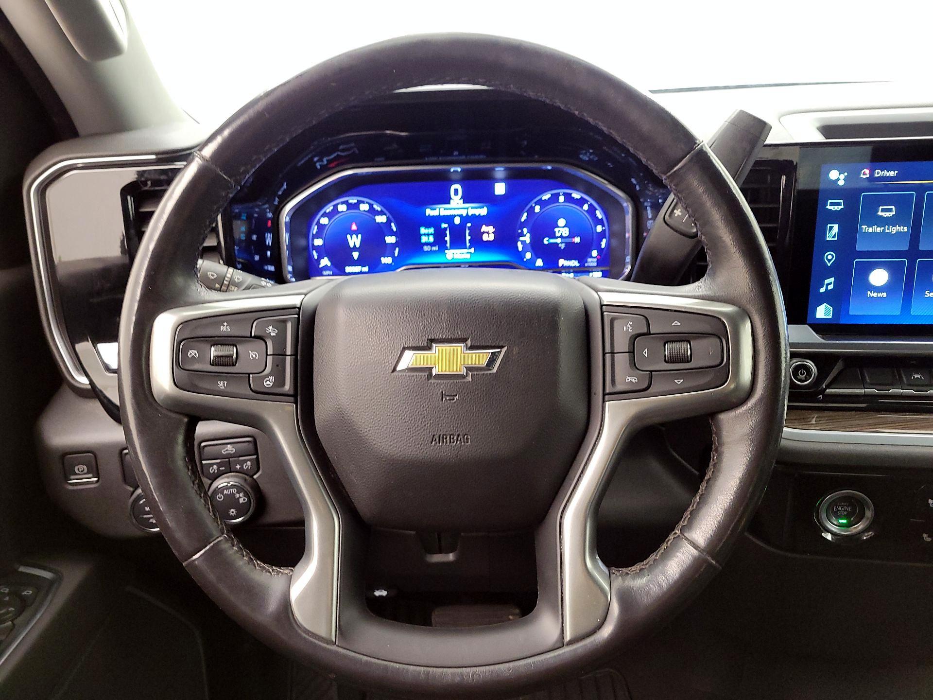 Thumbnail: 2022 Chevrolet Silverado 1500 - 10