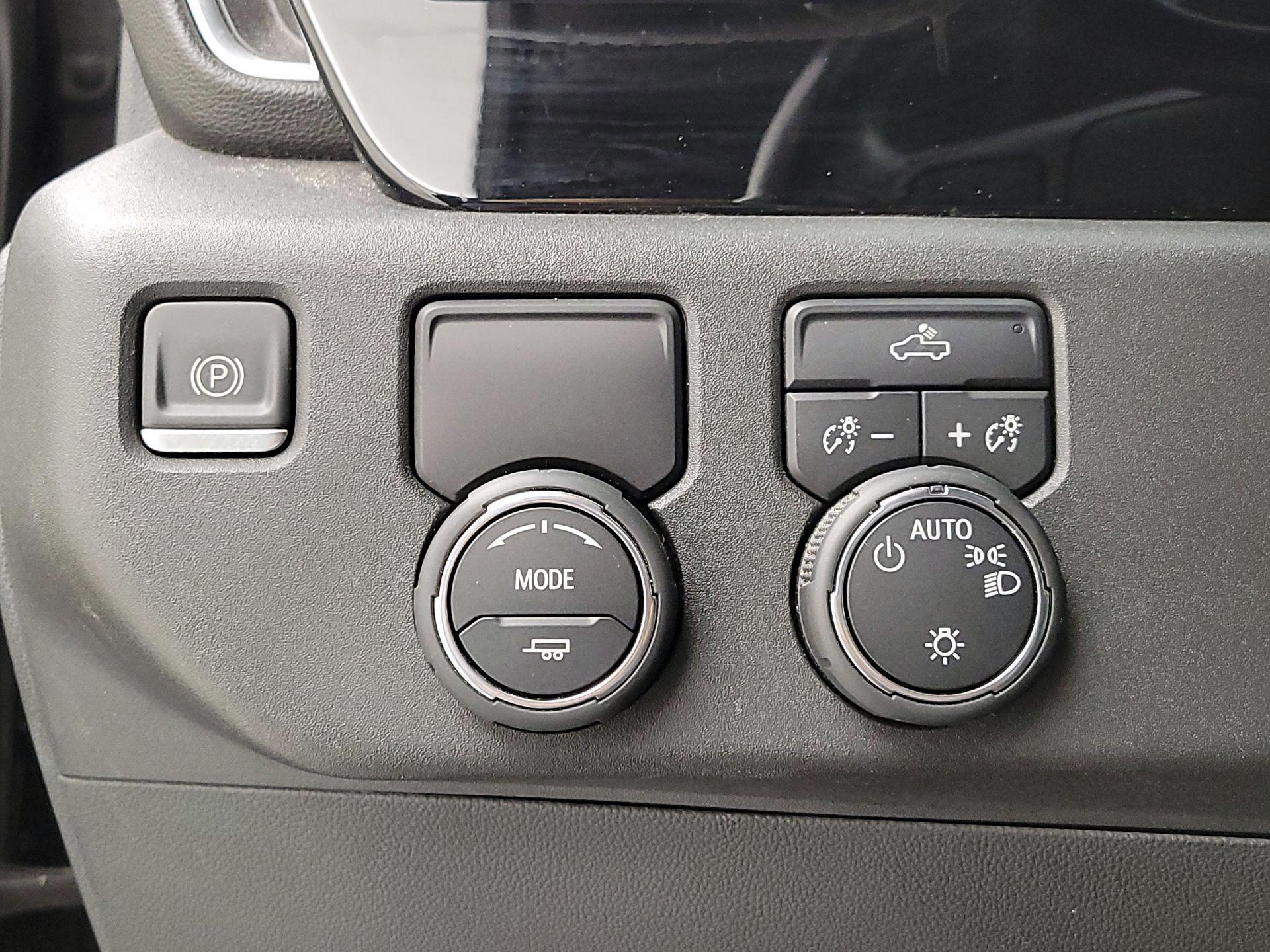 Thumbnail: 2022 Chevrolet Silverado 1500 - 13