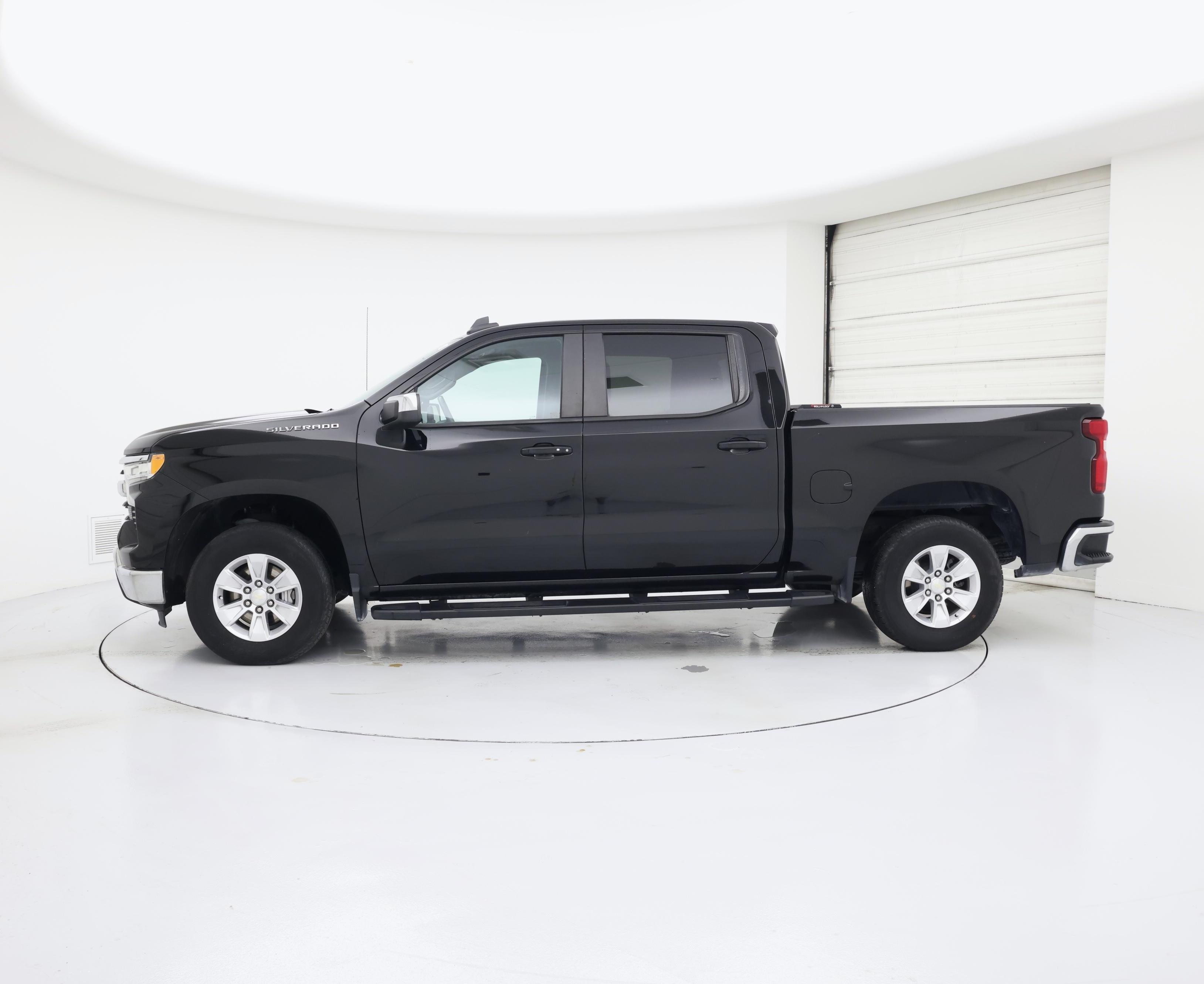 Thumbnail: 2022 Chevrolet Silverado 1500 - 3