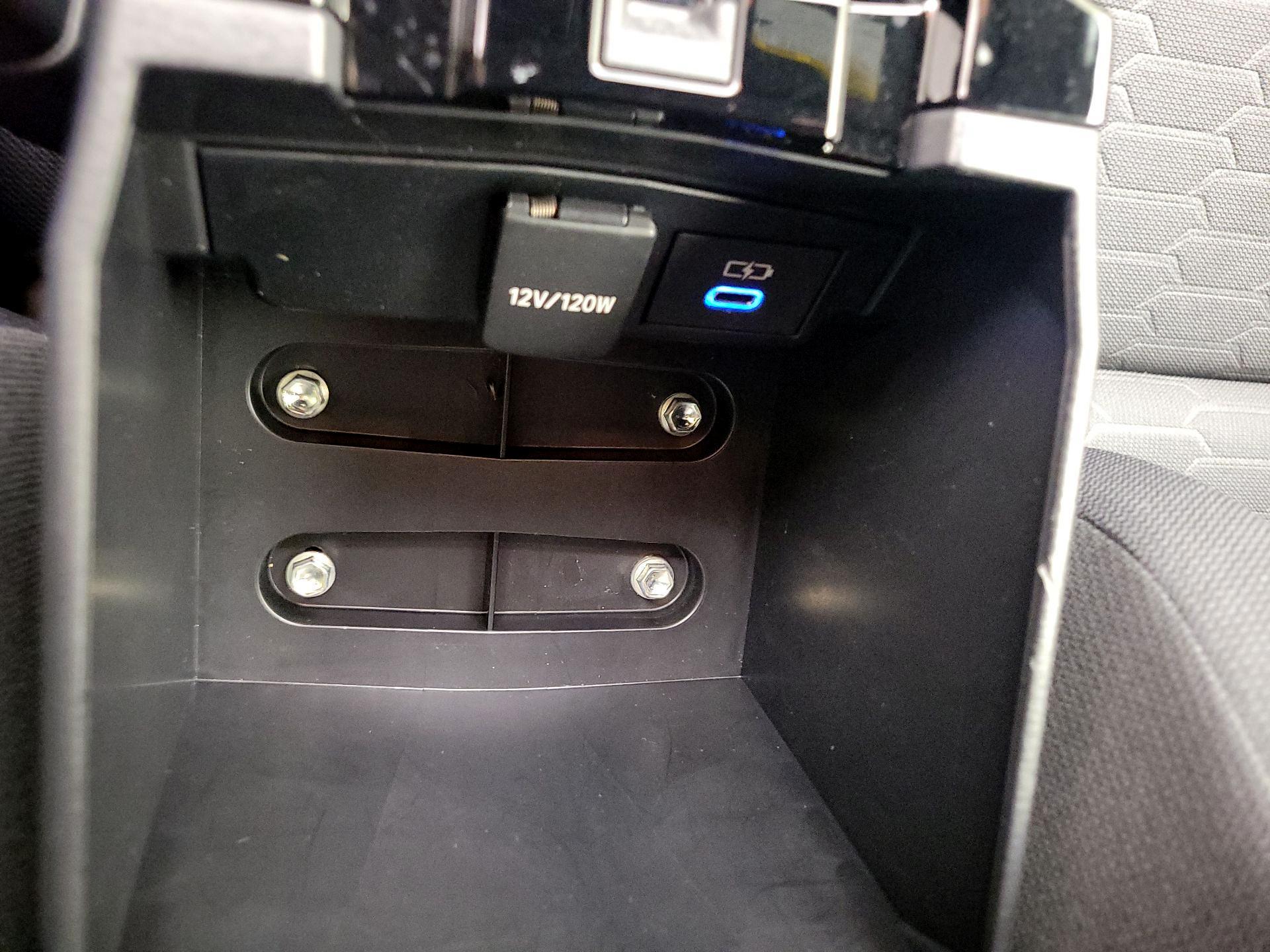 Thumbnail: 2022 Toyota Corolla - 18