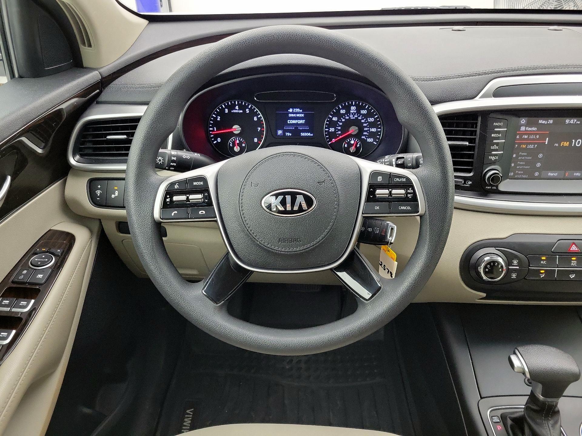 Thumbnail: 2020 Kia Sorento - 10