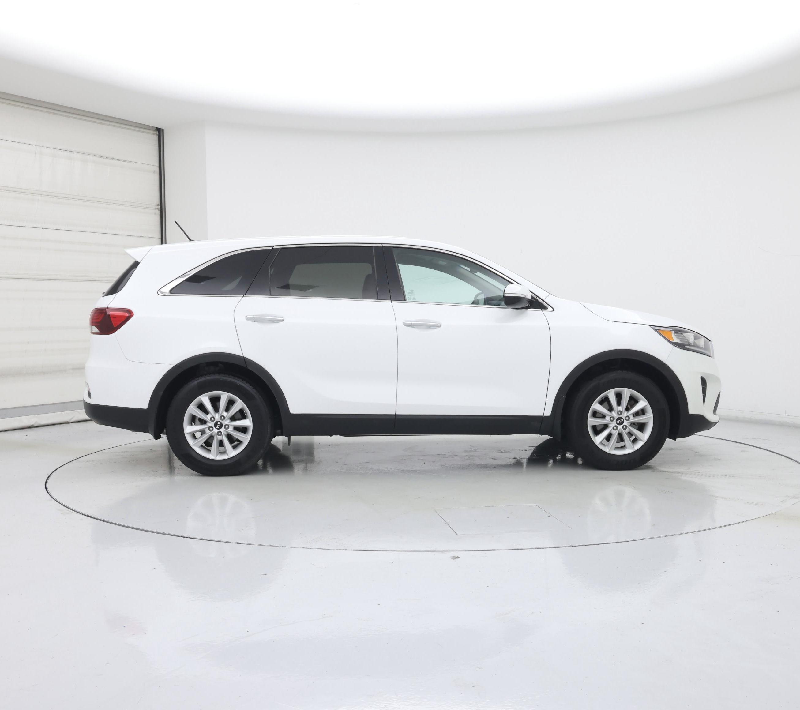 Thumbnail: 2020 Kia Sorento - 7