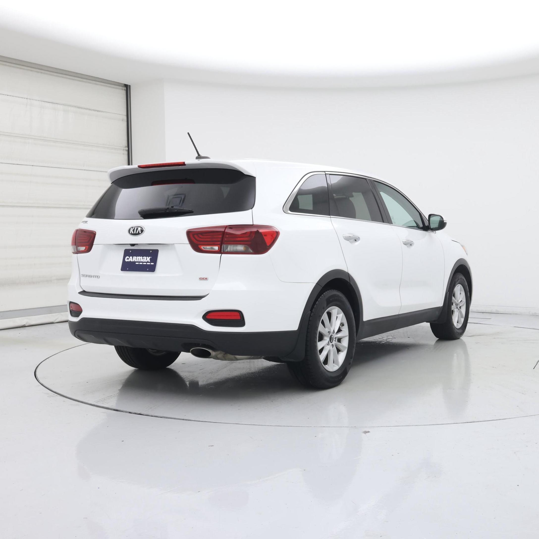 Thumbnail: 2020 Kia Sorento - 8
