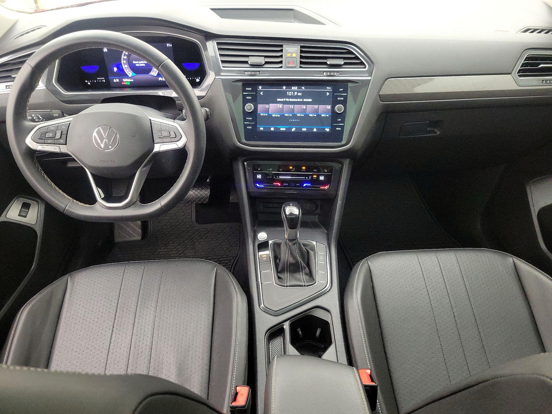 Thumbnail: 2022 Volkswagen Tiguan - 9