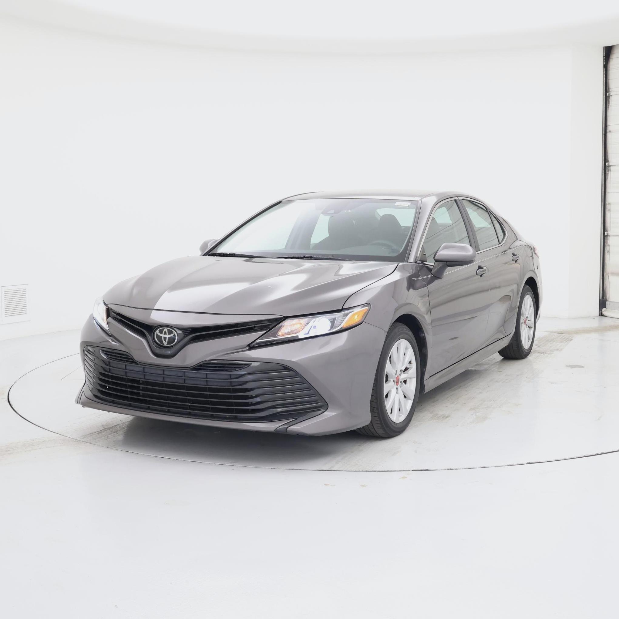 Thumbnail: 2020 Toyota Camry - 4
