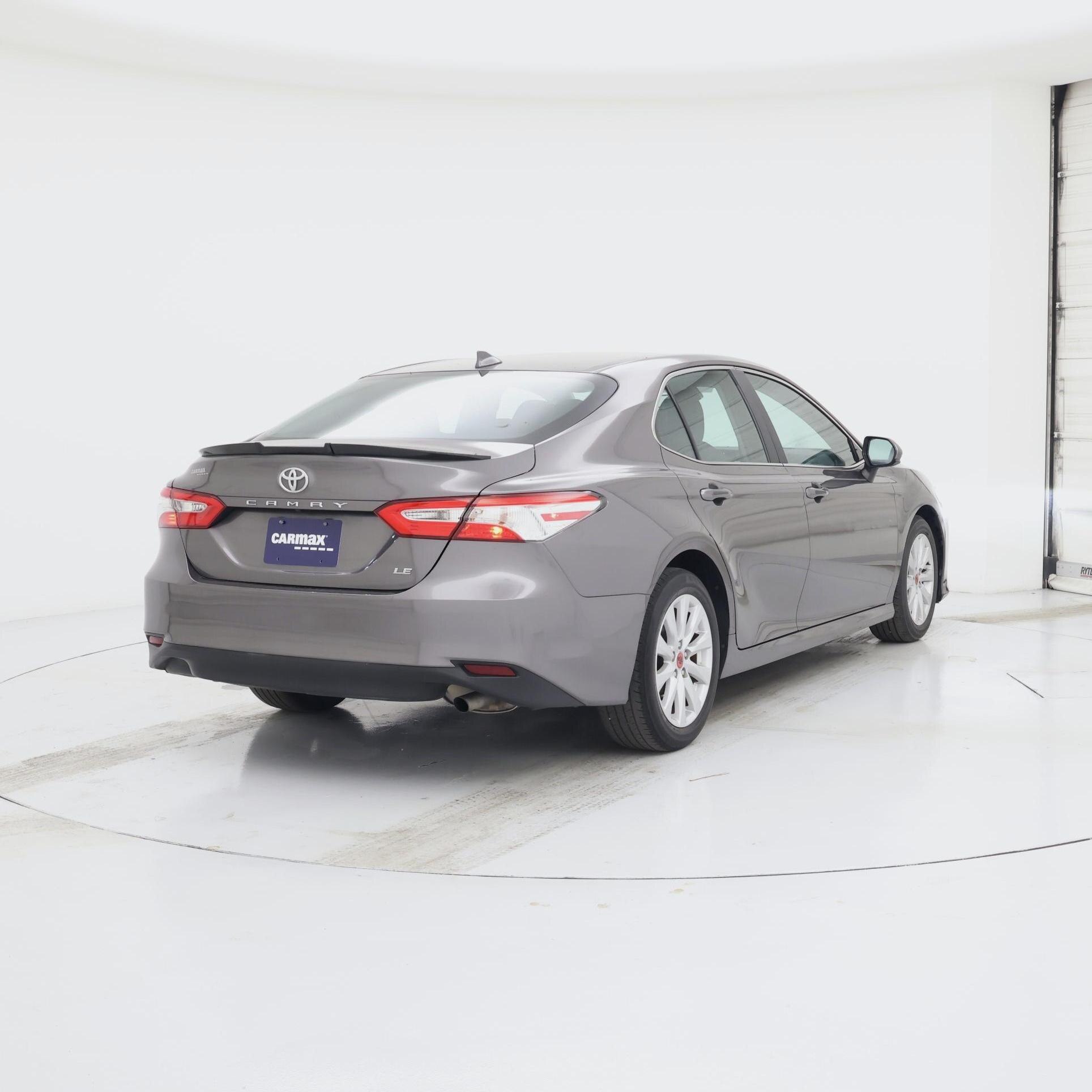 Thumbnail: 2020 Toyota Camry - 8