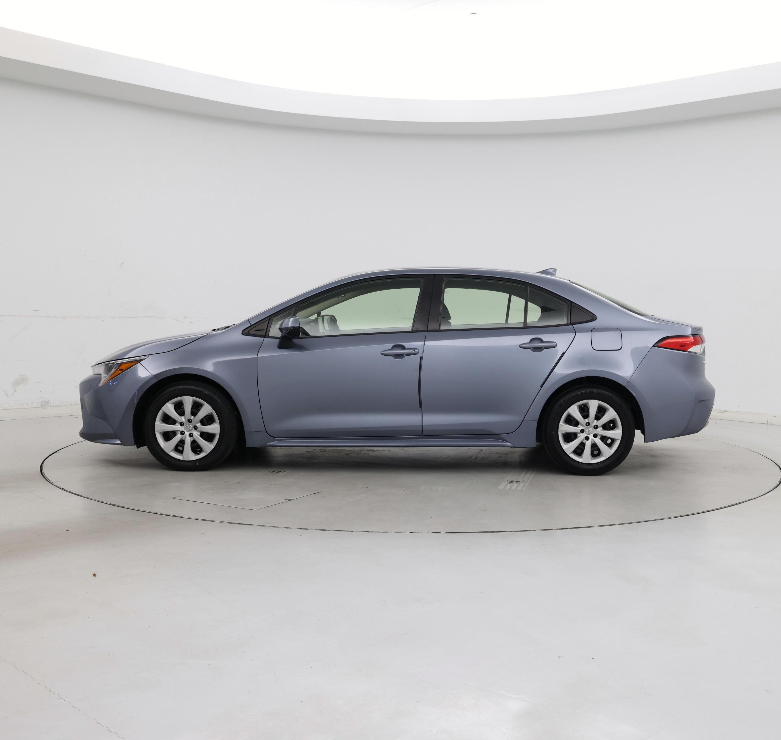 Thumbnail: 2022 Toyota Corolla - 3