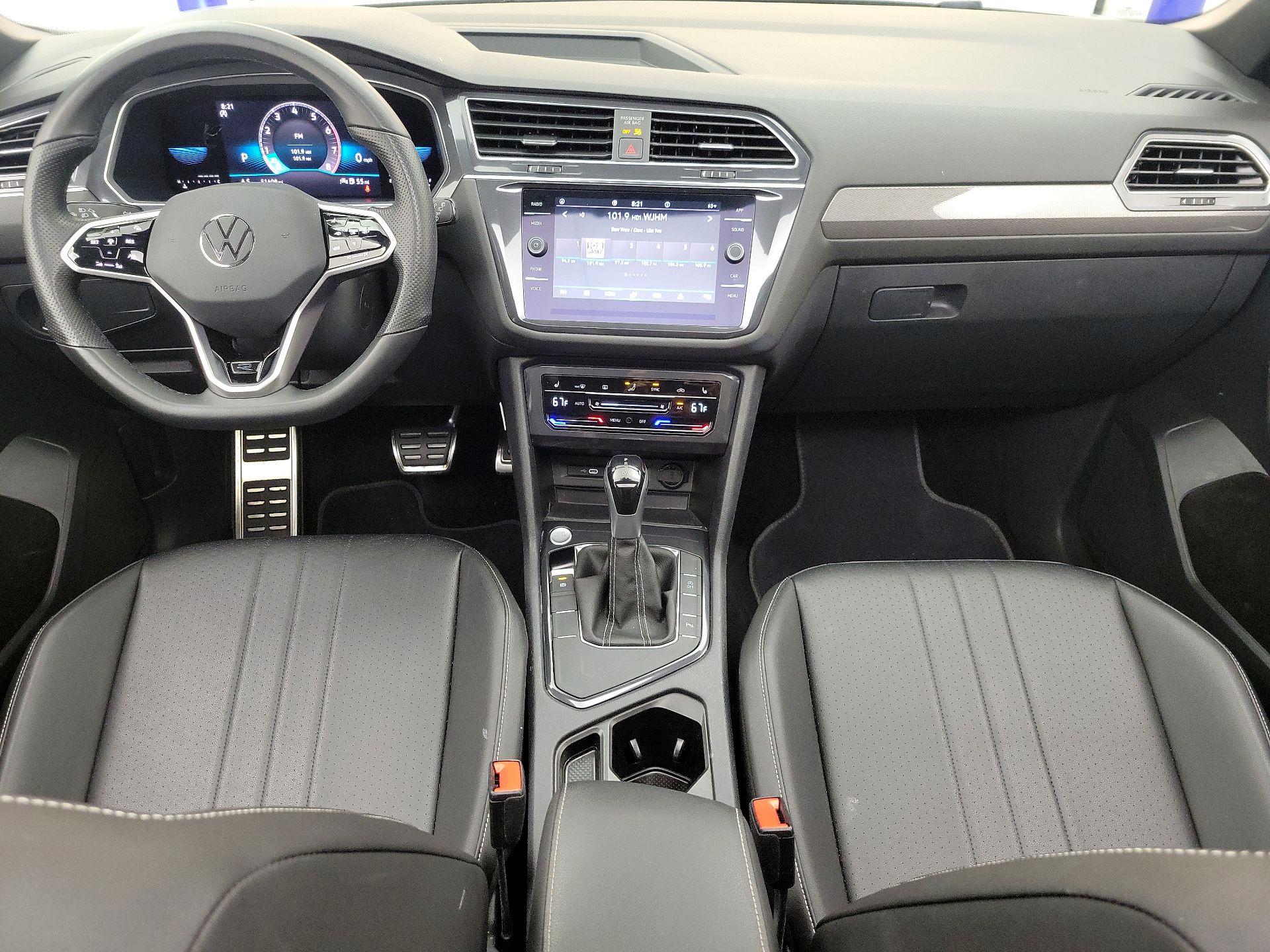 Thumbnail: 2023 Volkswagen Tiguan - 9