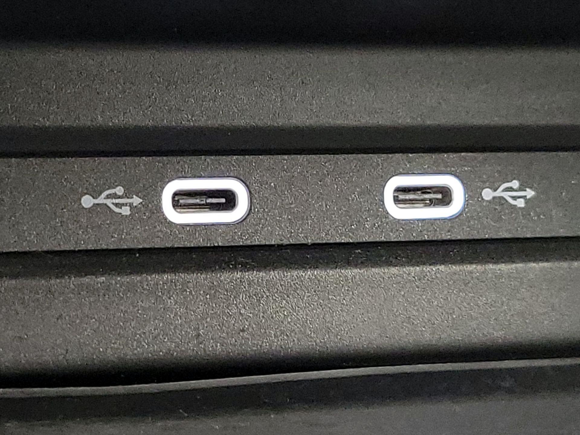 Thumbnail: 2023 Volkswagen Tiguan - 18