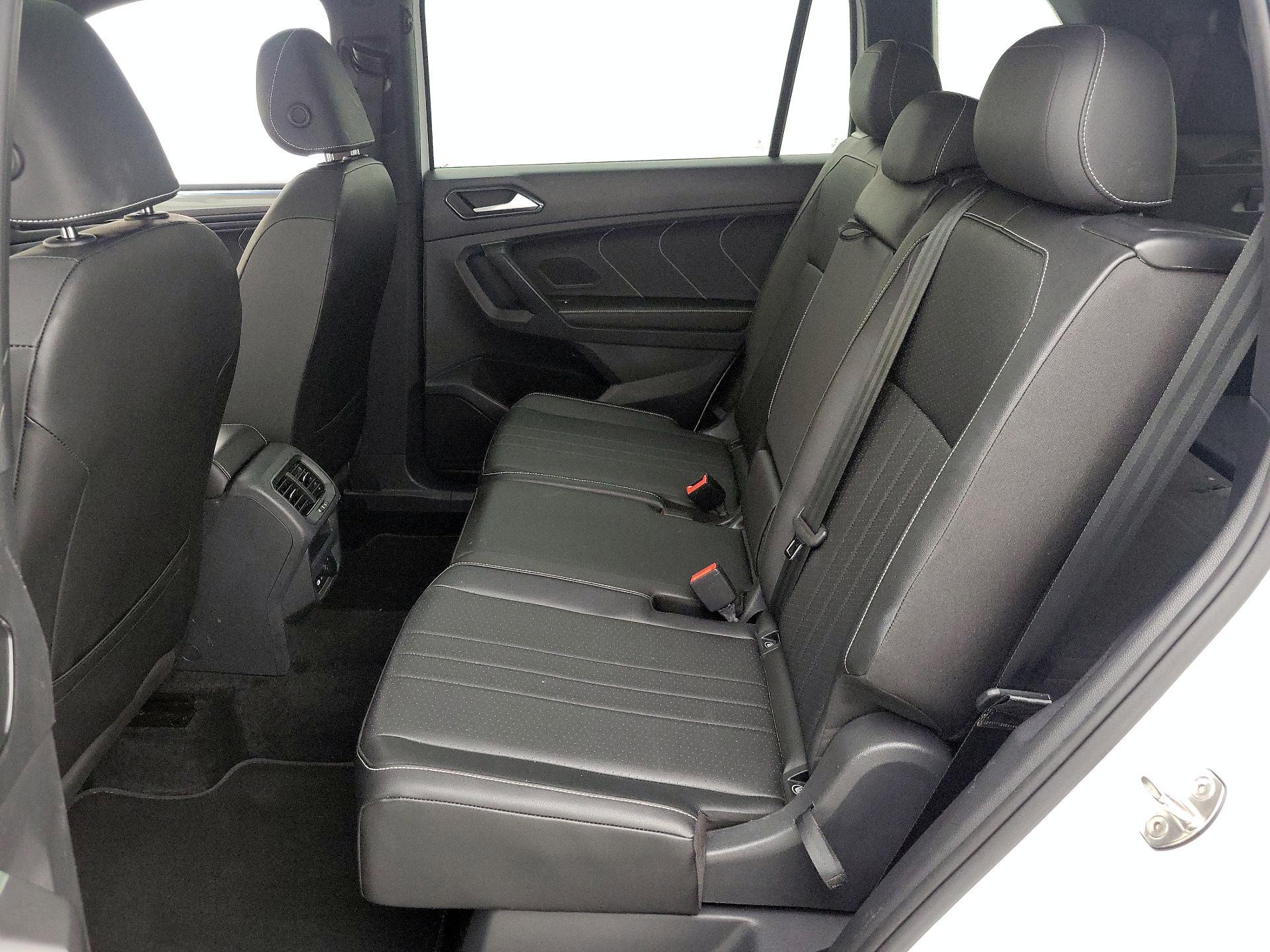 Thumbnail: 2023 Volkswagen Tiguan - 20