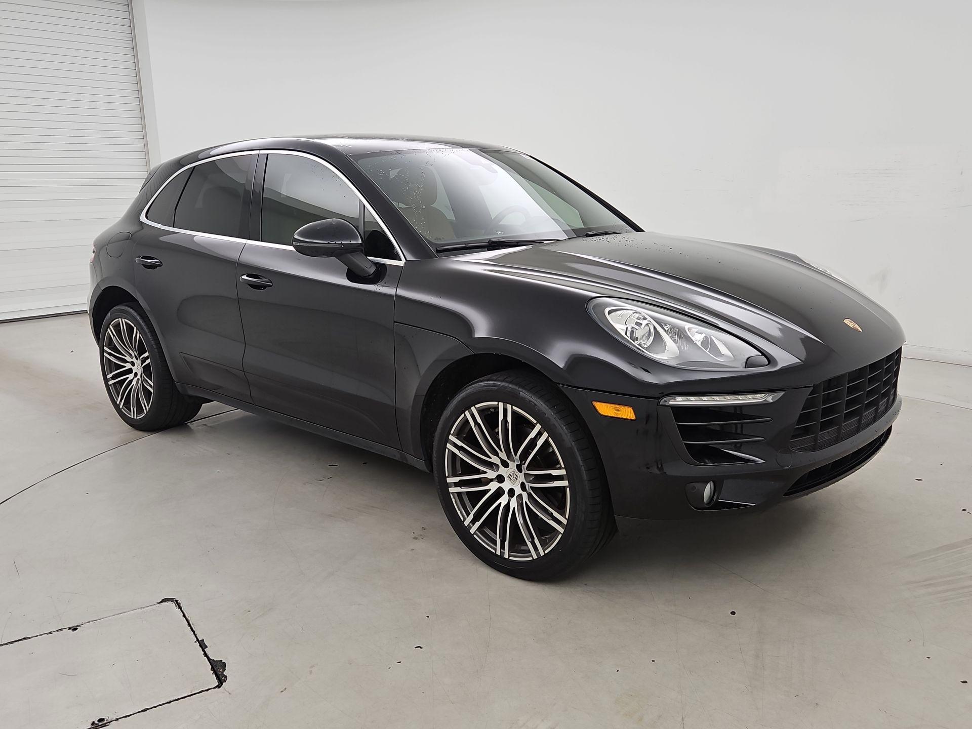 Thumbnail: 2018 Porsche Macan - 1