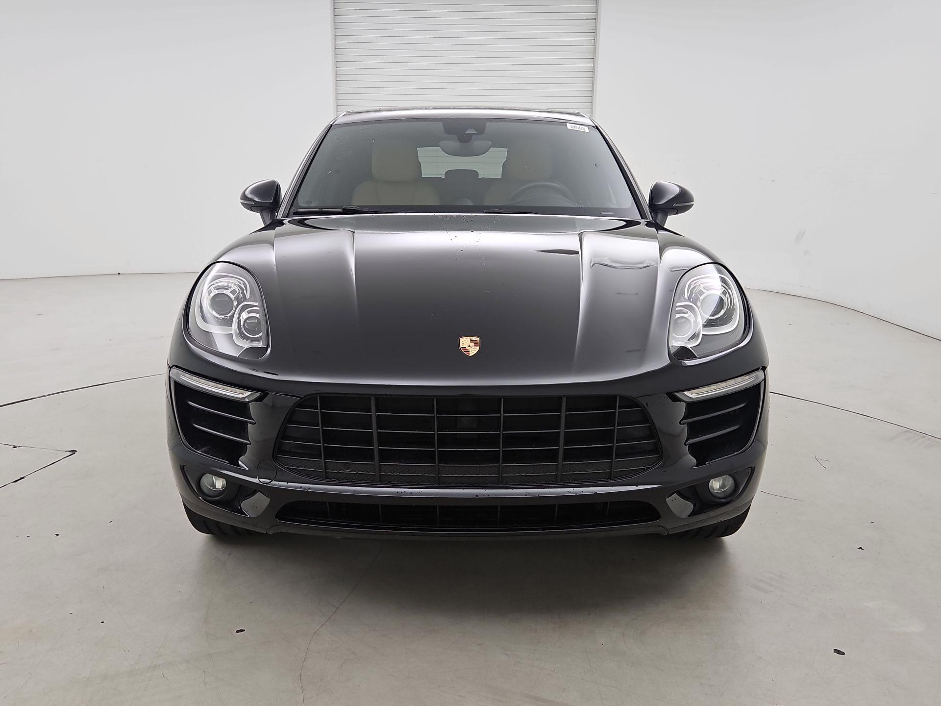 Thumbnail: 2018 Porsche Macan - 2