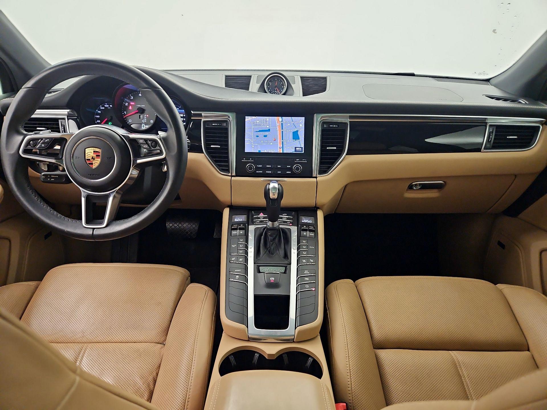 Thumbnail: 2018 Porsche Macan - 8