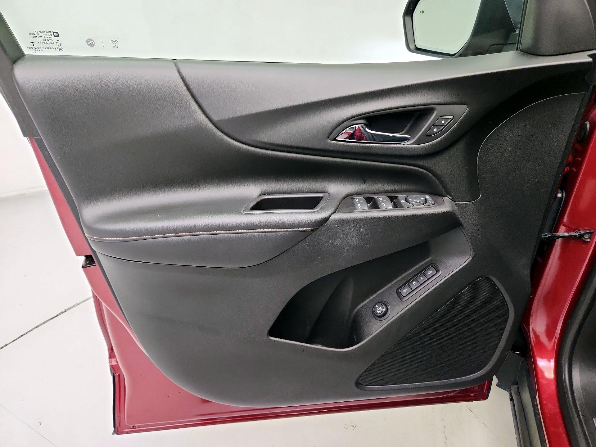 Thumbnail: 2019 Chevrolet Equinox - 12